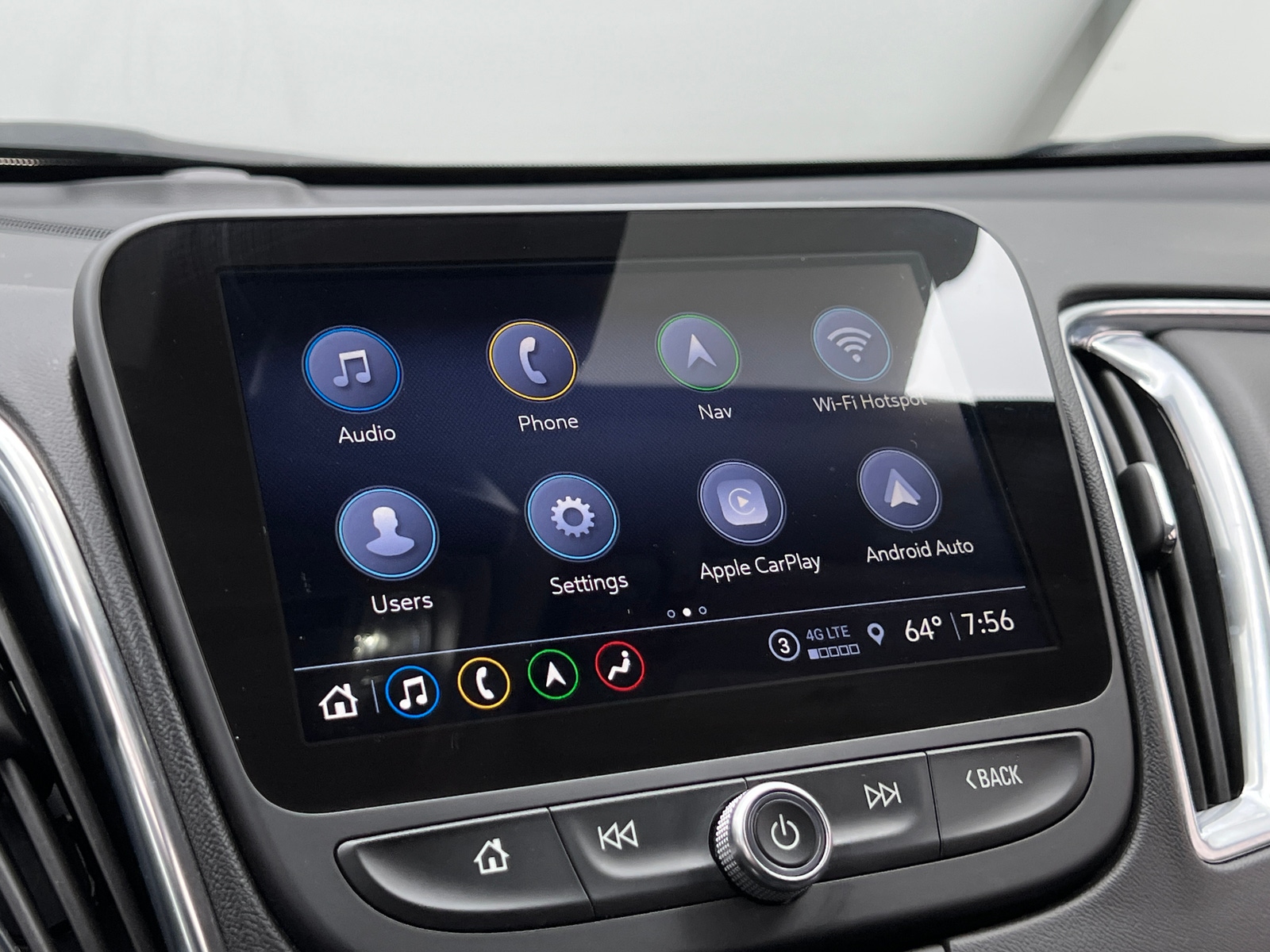 Thumbnail: 2024 Chevrolet Malibu - 3