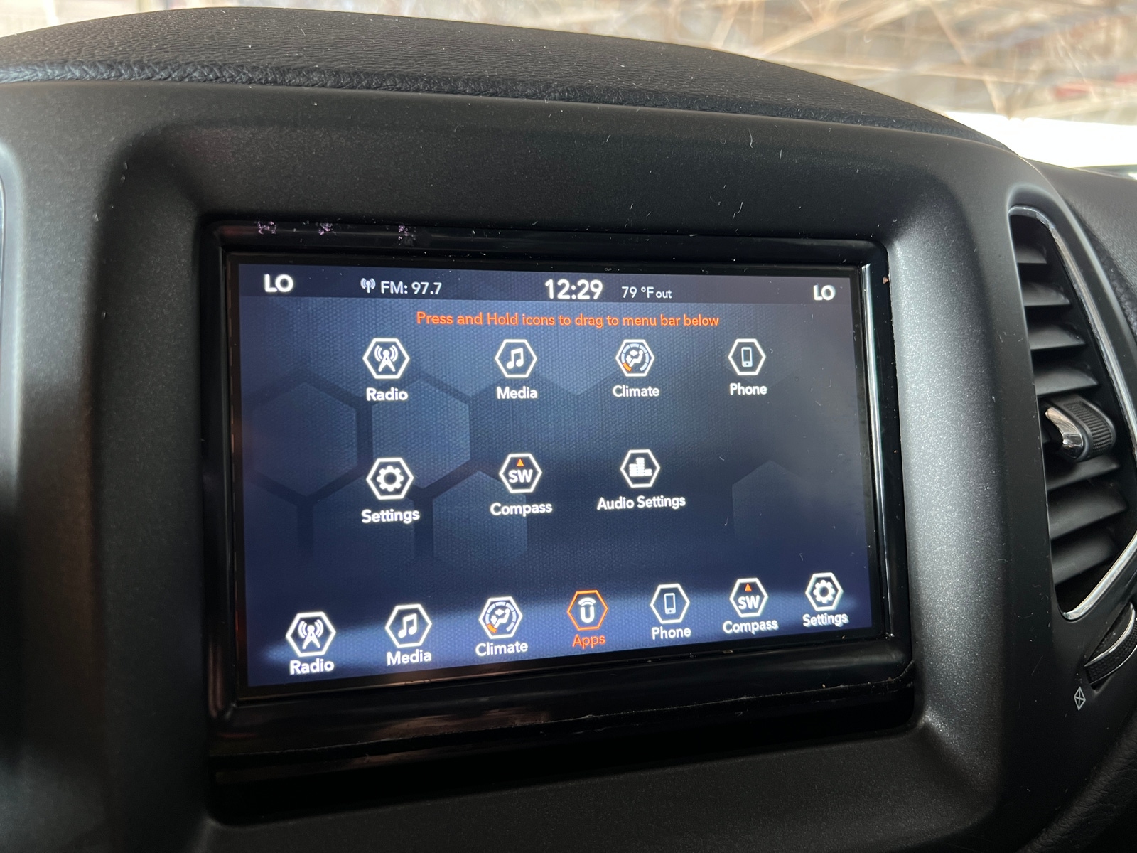 Thumbnail: 2017 Jeep Compass - 3