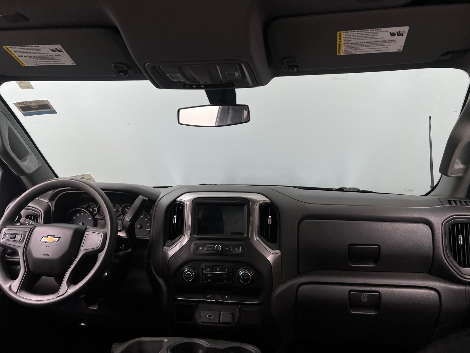 Thumbnail: 2019 Chevrolet Silverado 1500 - 3