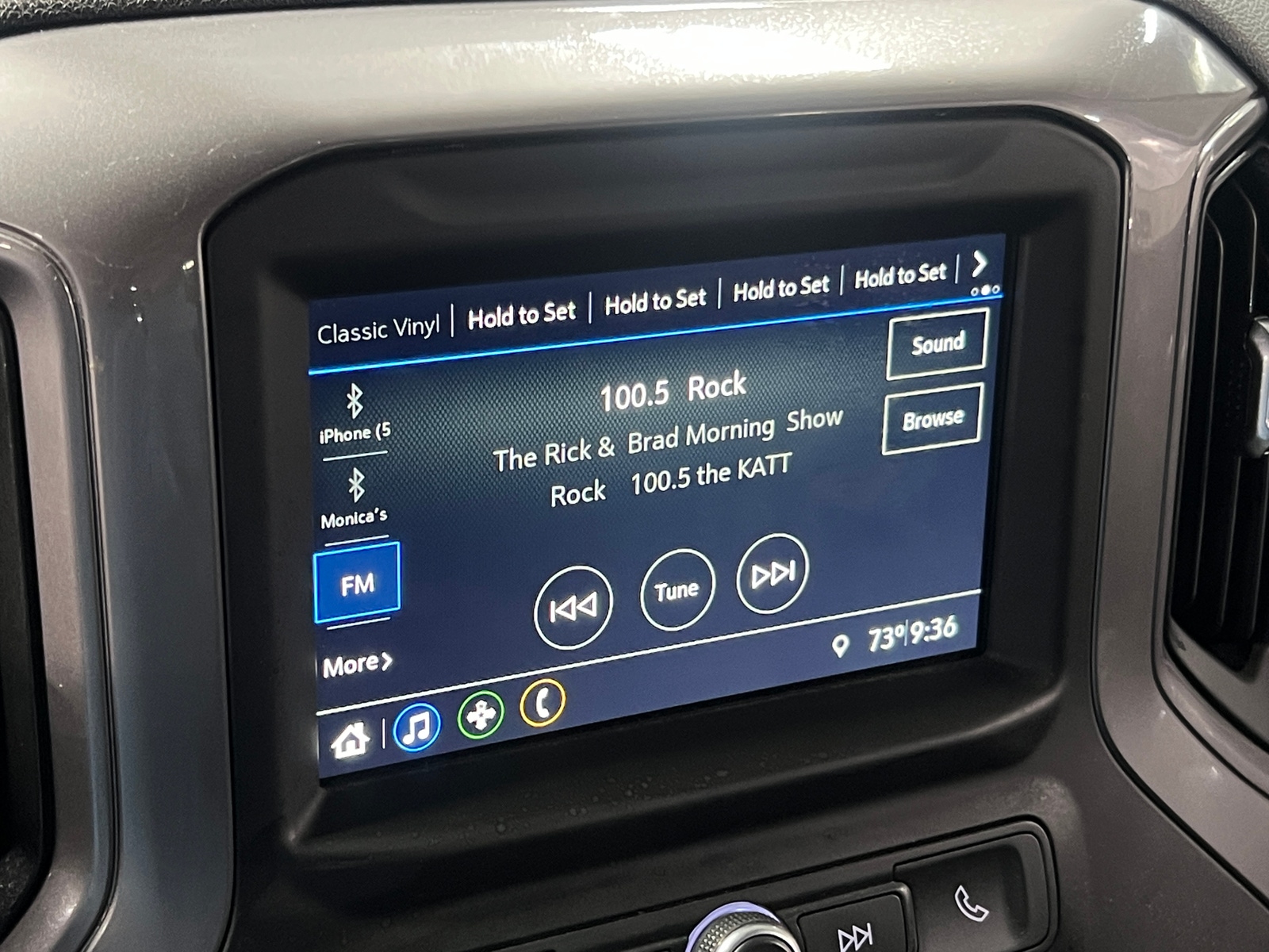 Thumbnail: 2019 Chevrolet Silverado 1500 - 4