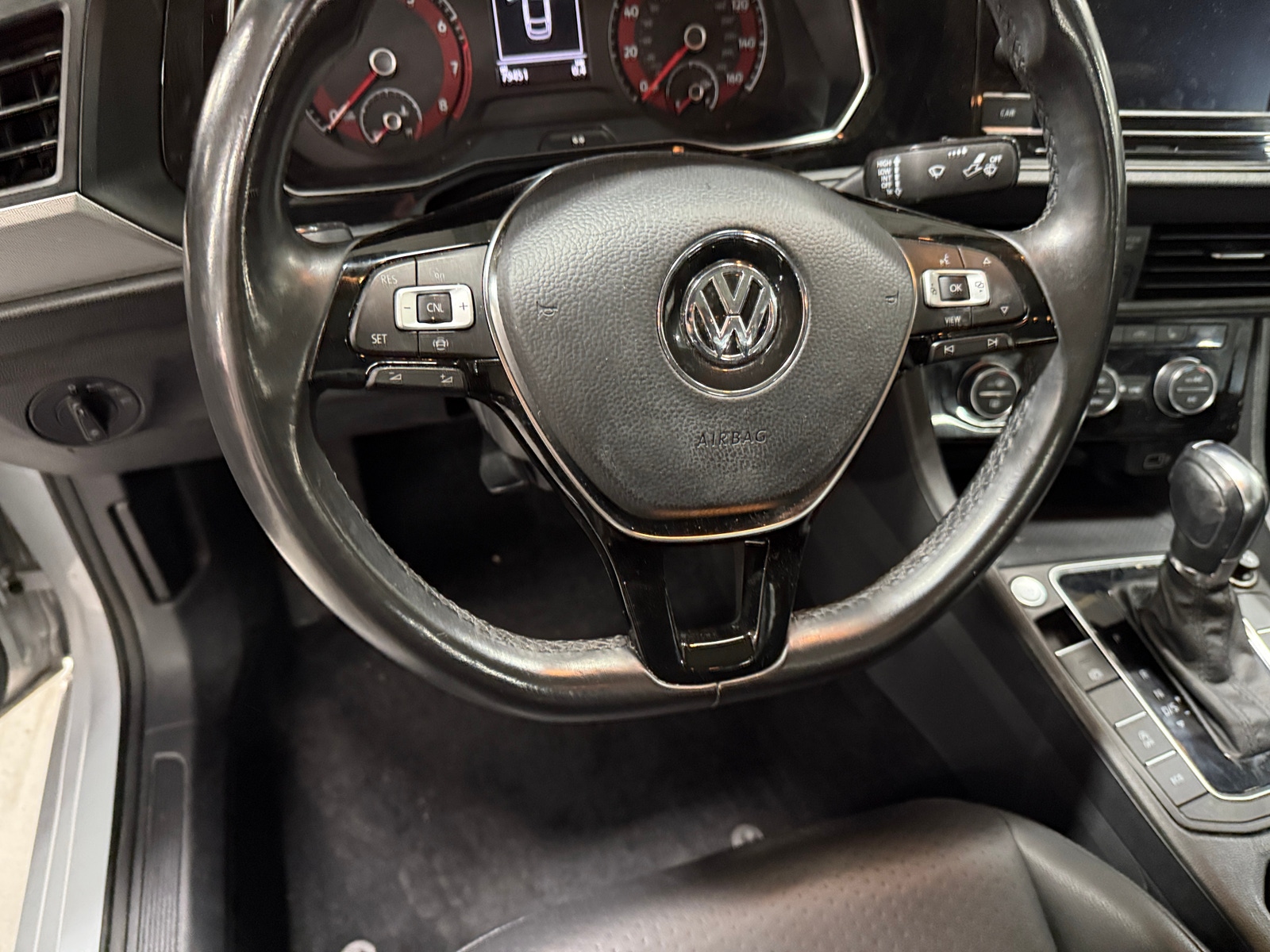 Thumbnail: 2019 Volkswagen Jetta - 4