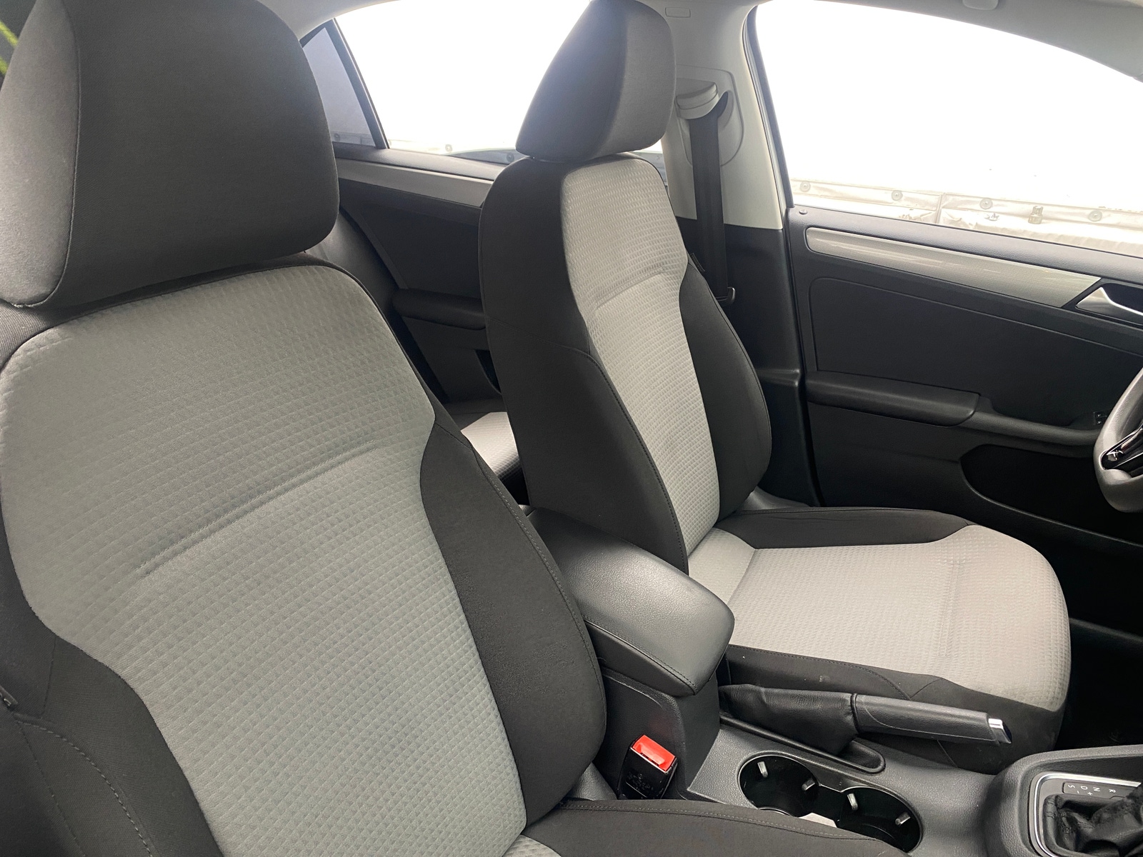 Thumbnail: 2018 Volkswagen Jetta - 2