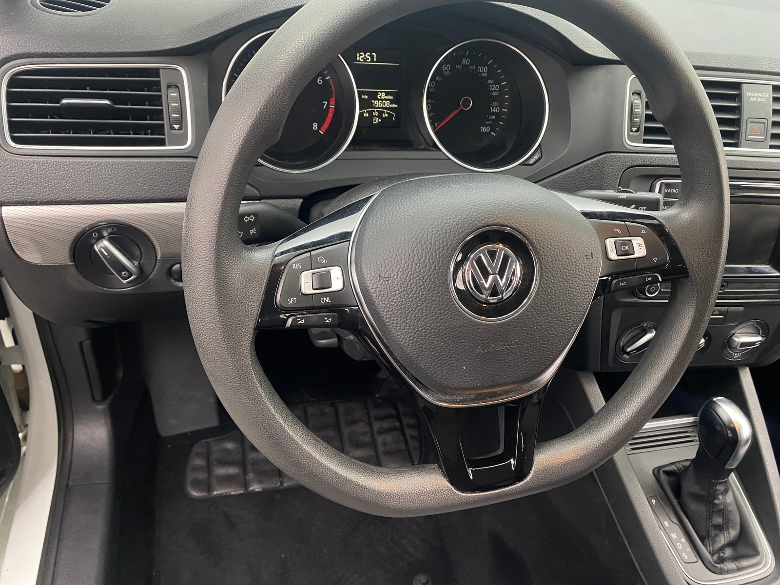Thumbnail: 2018 Volkswagen Jetta - 5