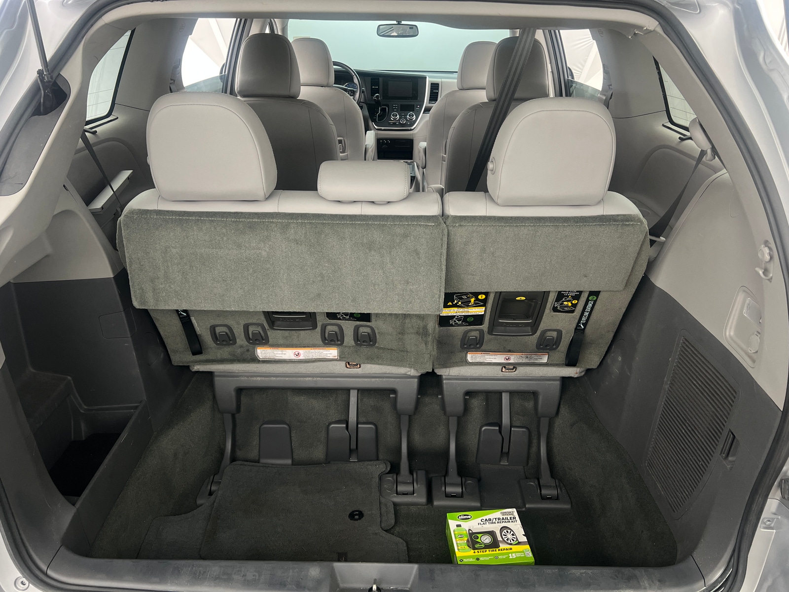 Thumbnail: 2017 Toyota Sienna - 6