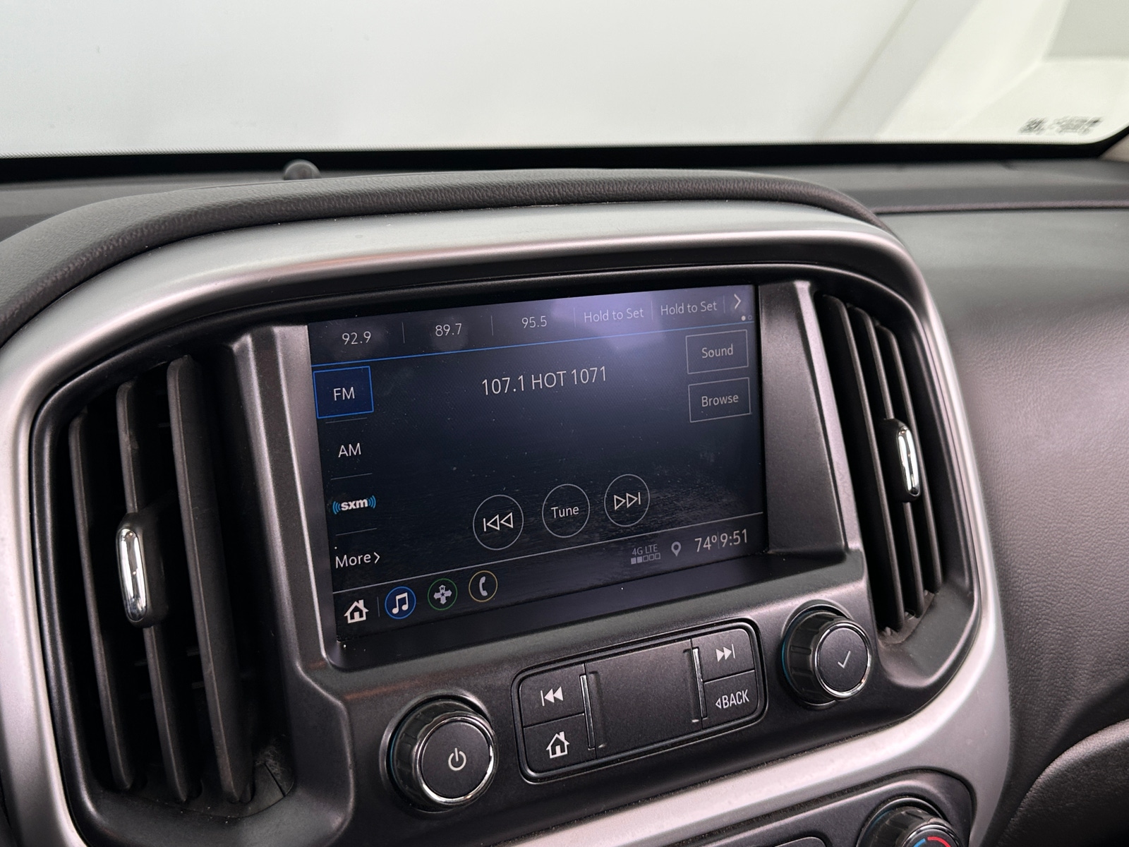 Thumbnail: 2021 Chevrolet Colorado - 4