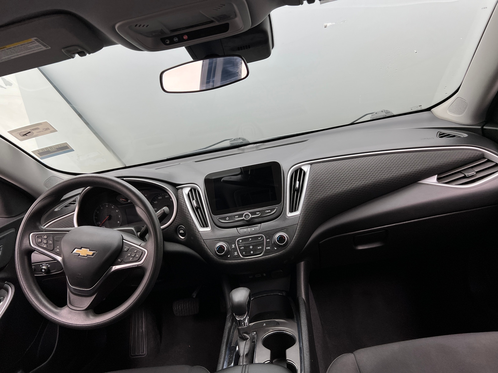 Thumbnail: 2023 Chevrolet Malibu - 3
