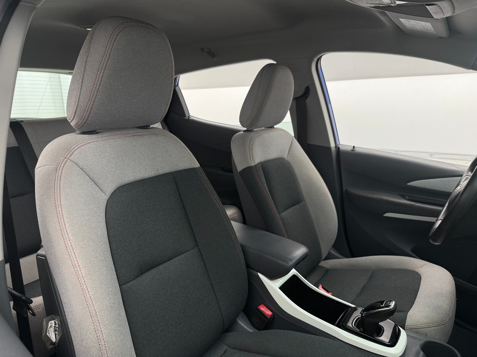 Thumbnail: 2019 Chevrolet Bolt EV - 2