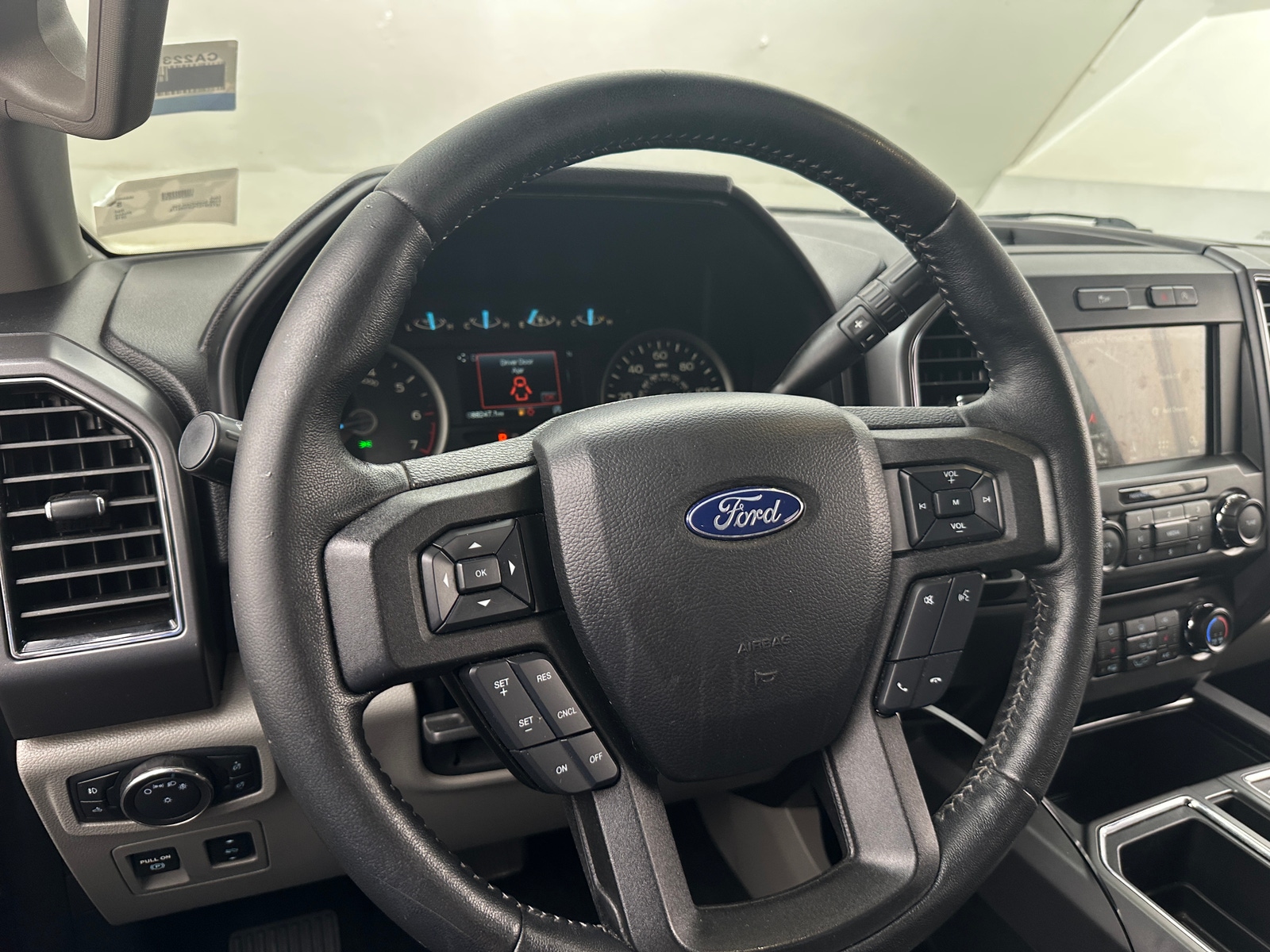 Thumbnail: 2018 Ford Econoline - 5