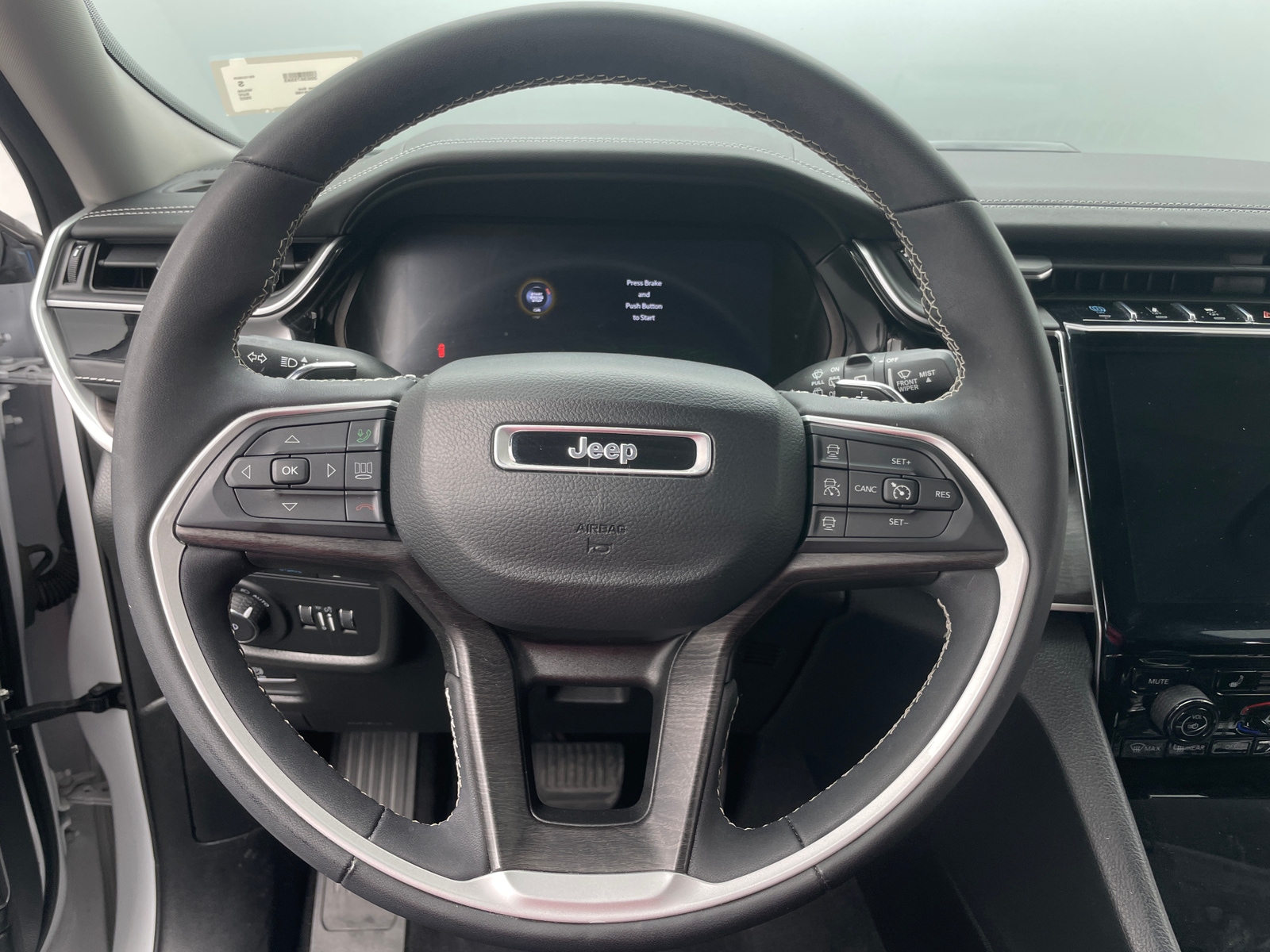 Thumbnail: 2022 Jeep Grand Cherokee - 4