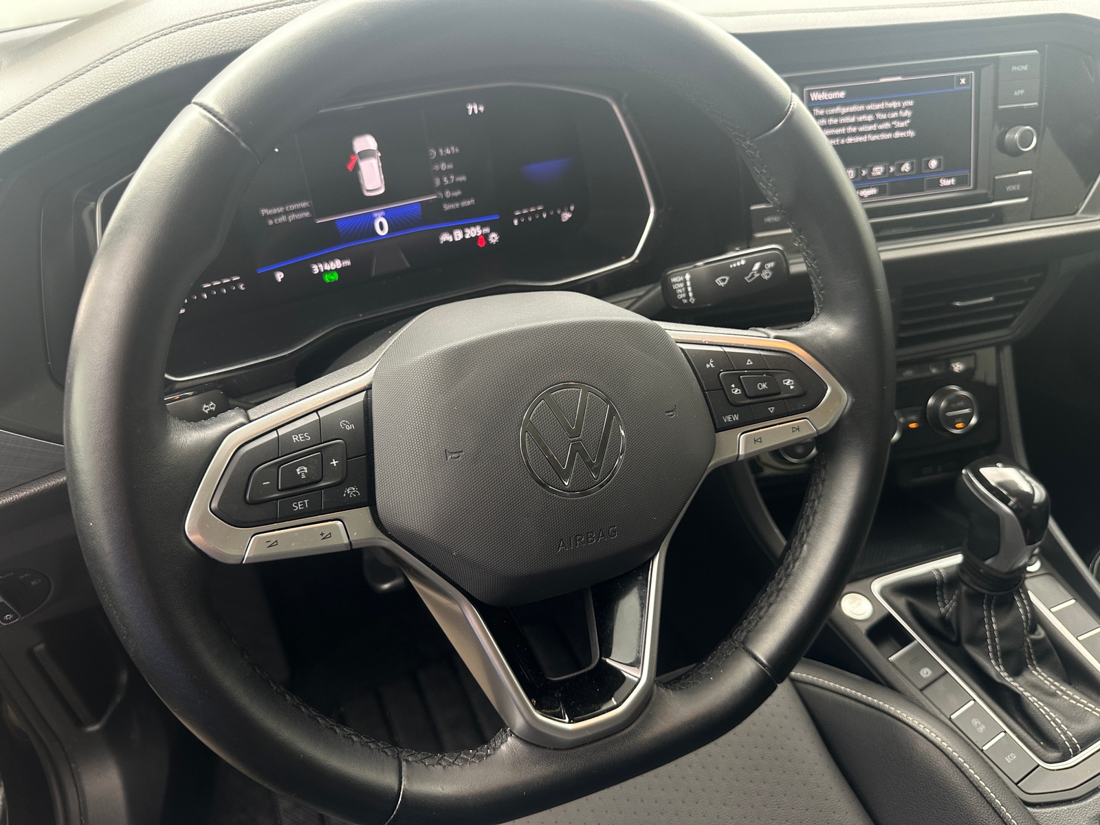 Thumbnail: 2023 Volkswagen Jetta - 4