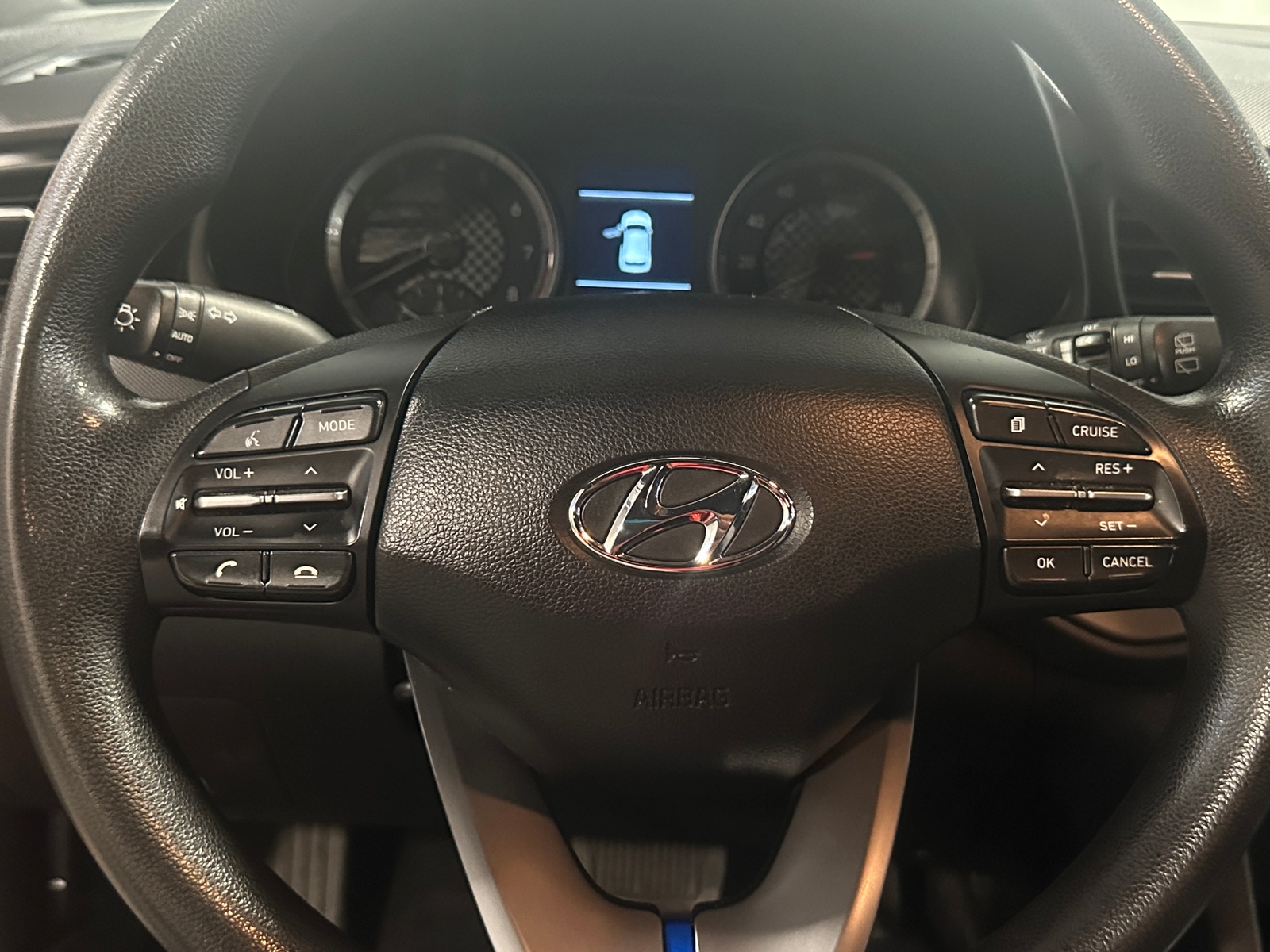Thumbnail: 2019 Hyundai Veloster - 4
