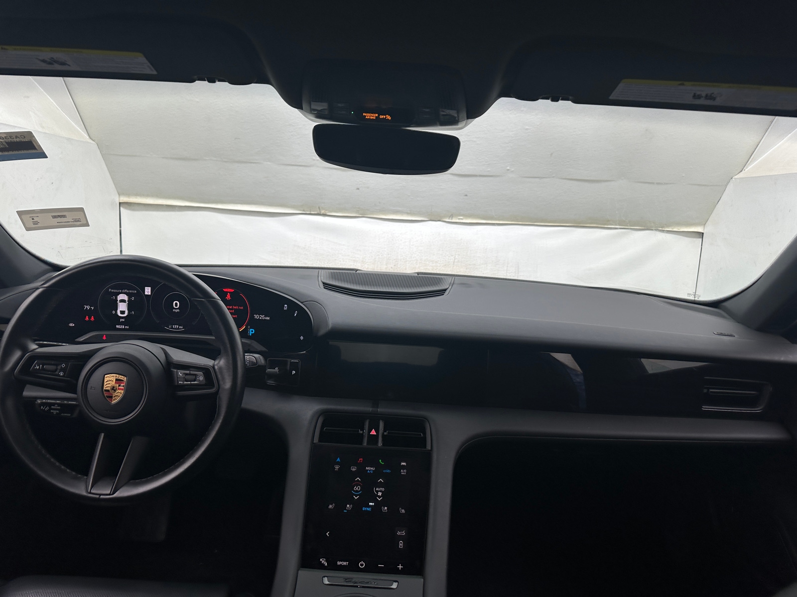 Thumbnail: 2022 Porsche Taycan - 3