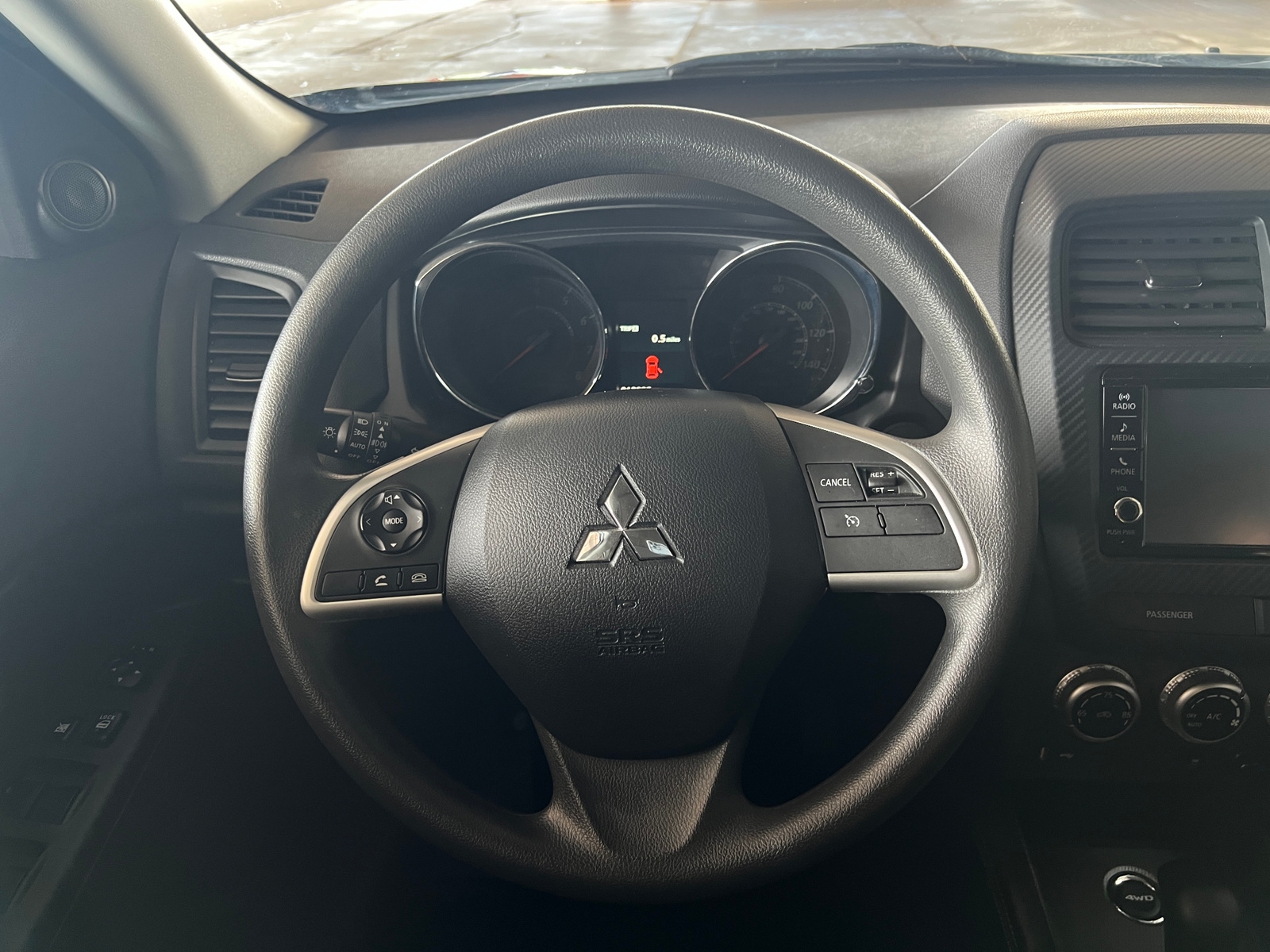 Thumbnail: 2024 Mitsubishi Outlander Sport - 5