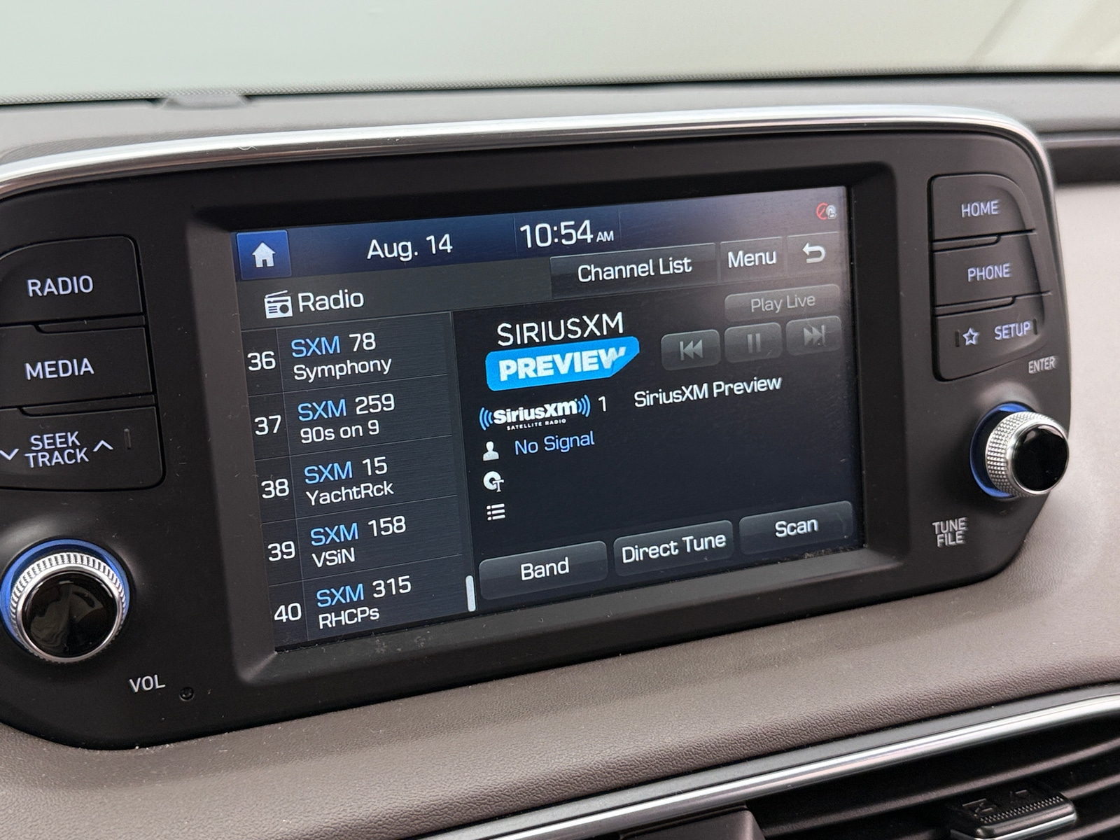 Thumbnail: 2020 Hyundai Santa Fe - 4