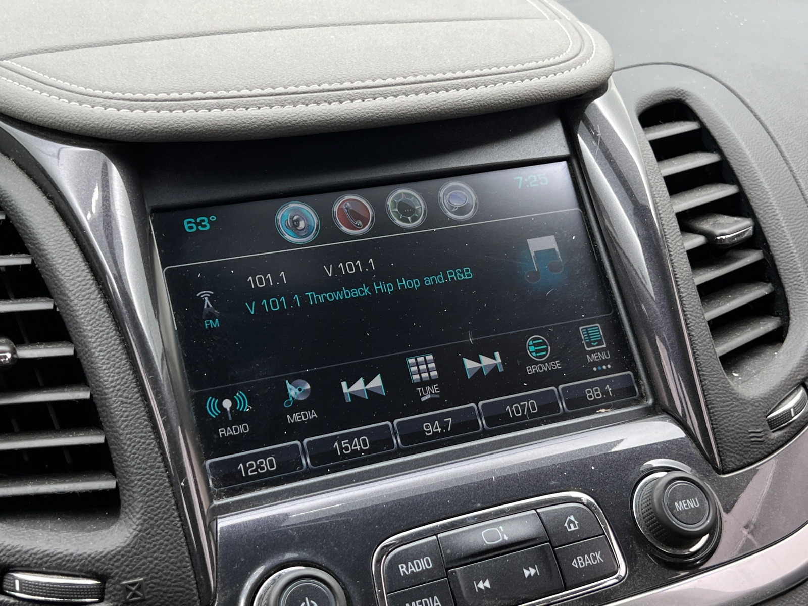 Thumbnail: 2019 Chevrolet Impala - 3