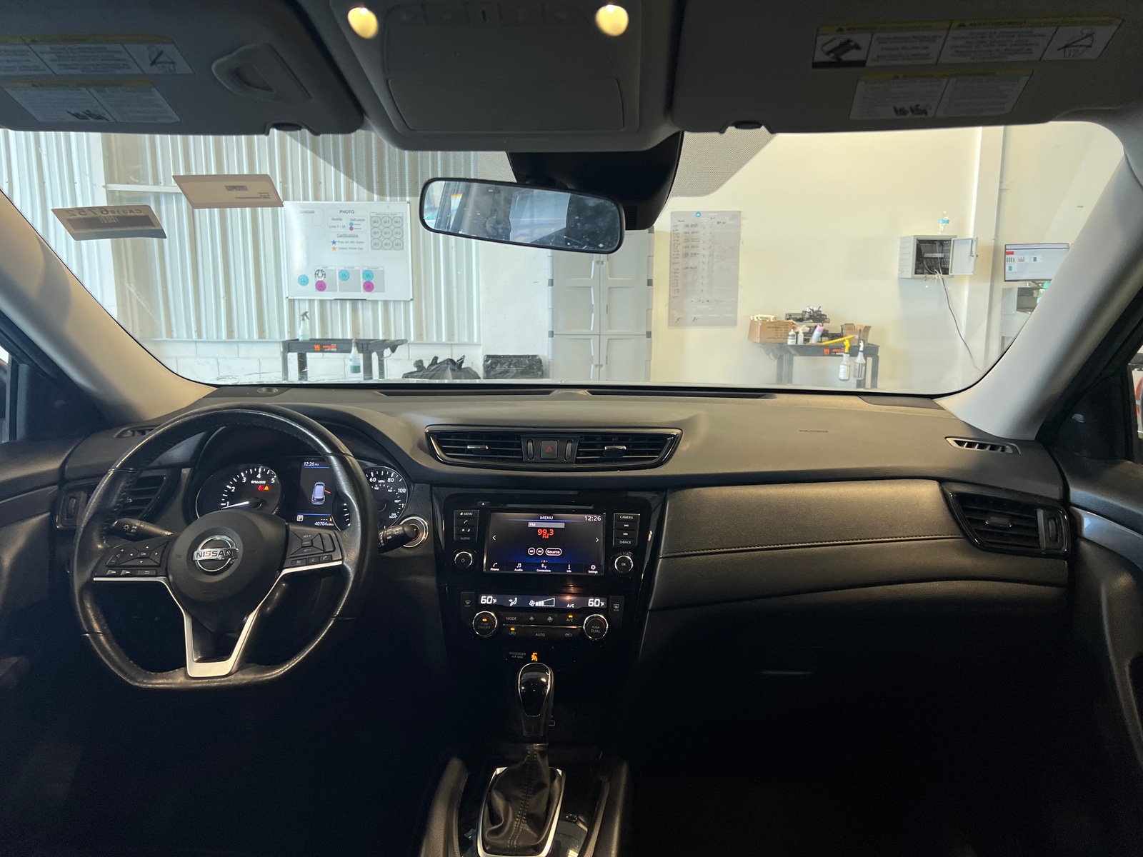 Thumbnail: 2019 Nissan Rogue - 3