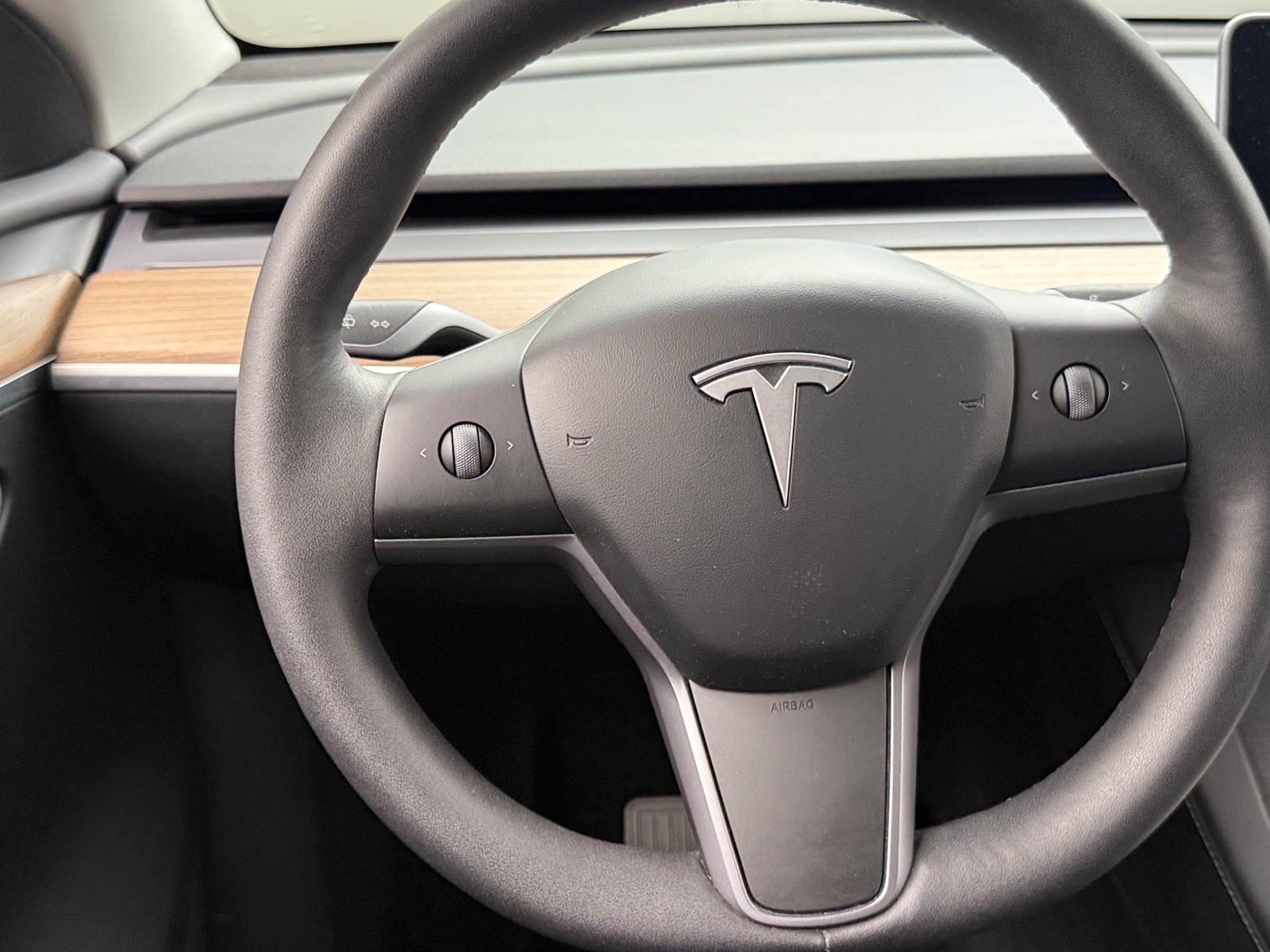 Thumbnail: 2024 Tesla Model Y - 4