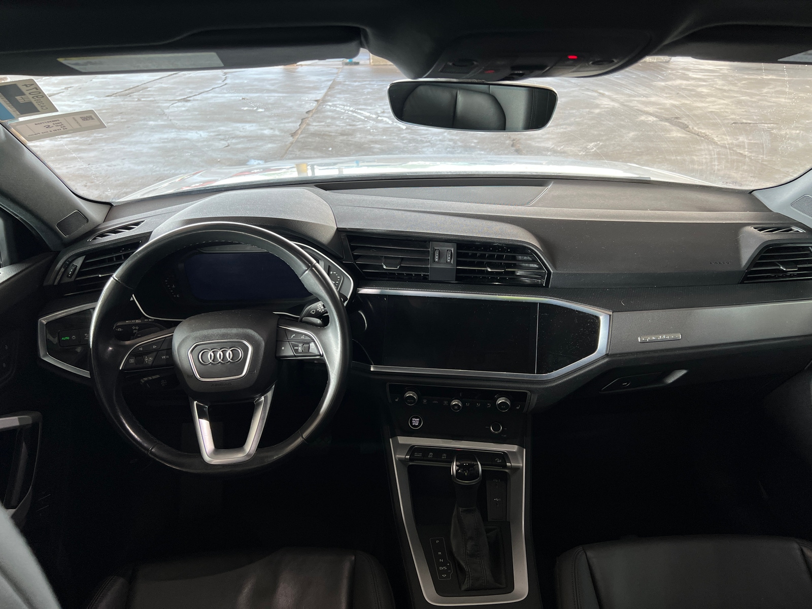 Thumbnail: 2023 Audi Q3 - 2