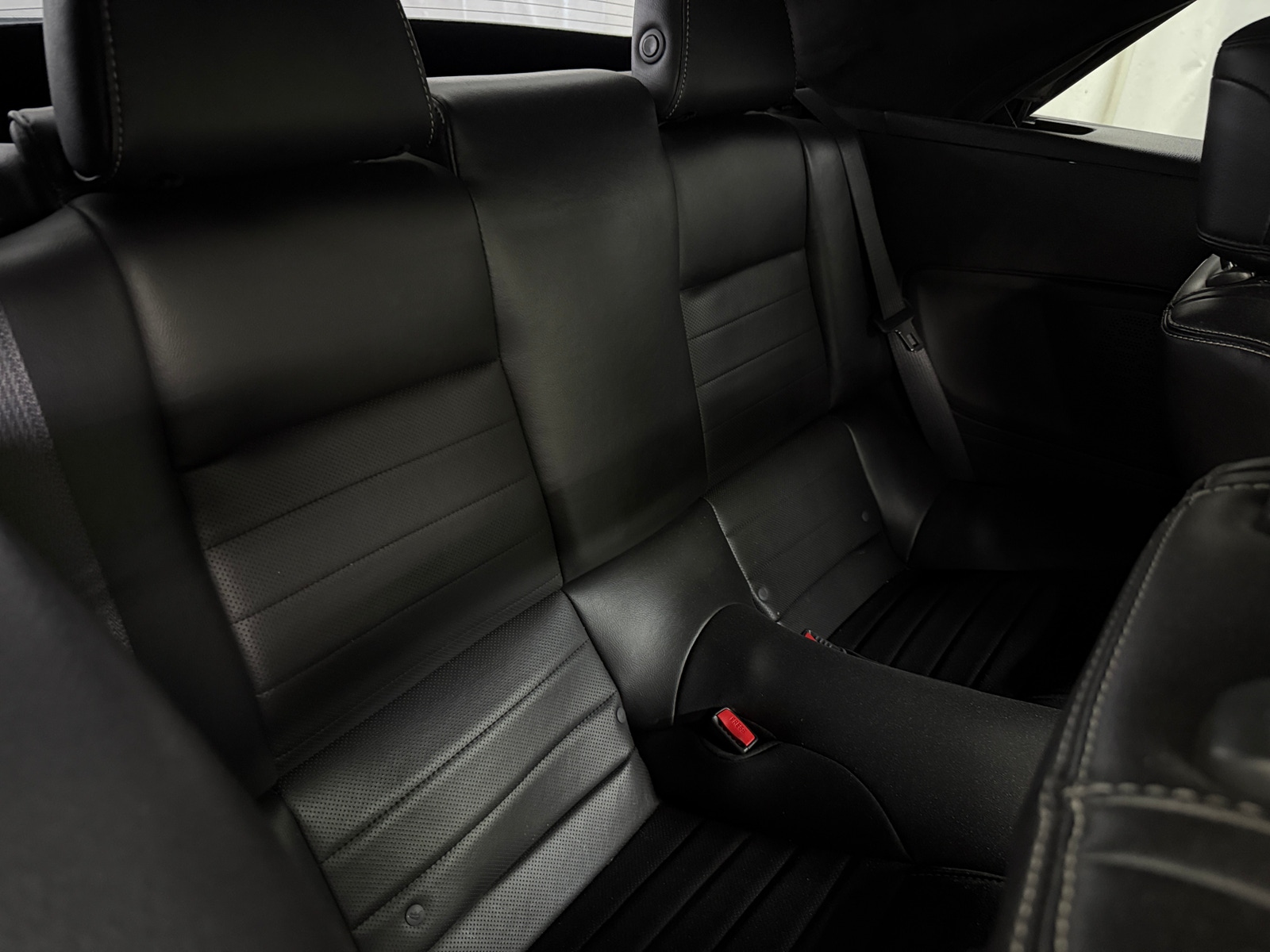 Thumbnail: 2013 Ford Mustang - 5