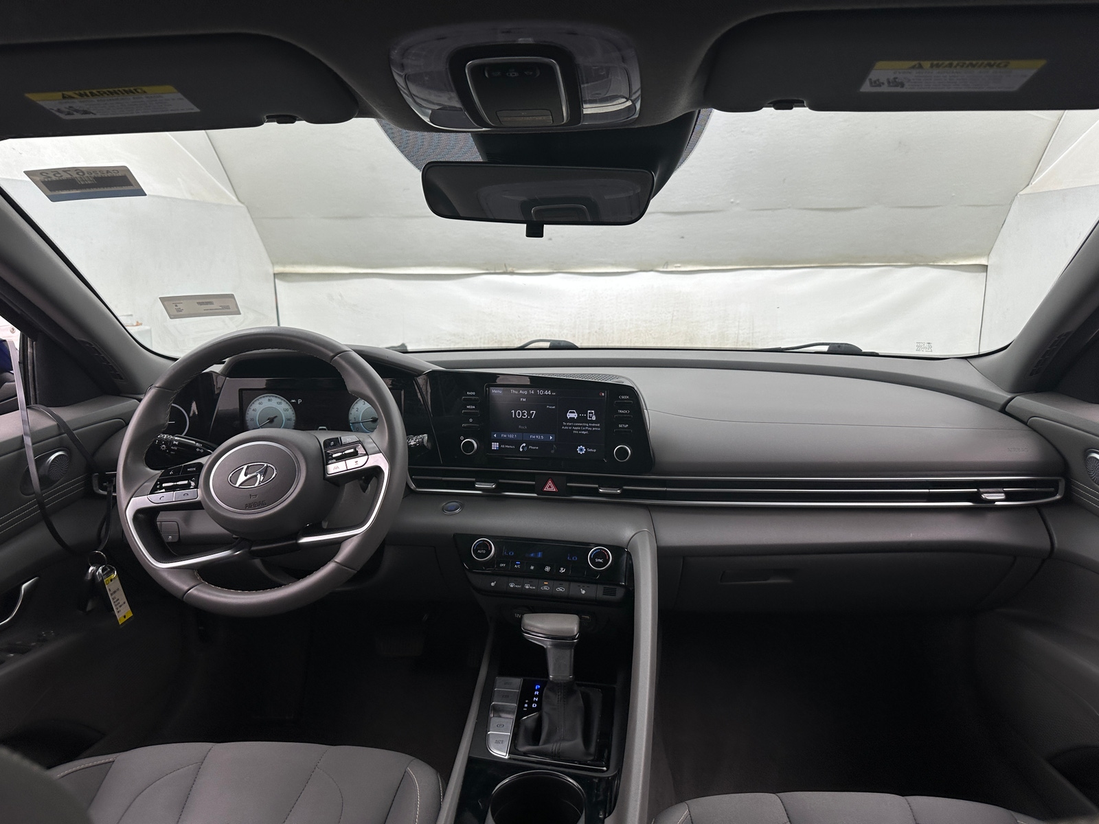 Thumbnail: 2022 Hyundai Elantra - 3