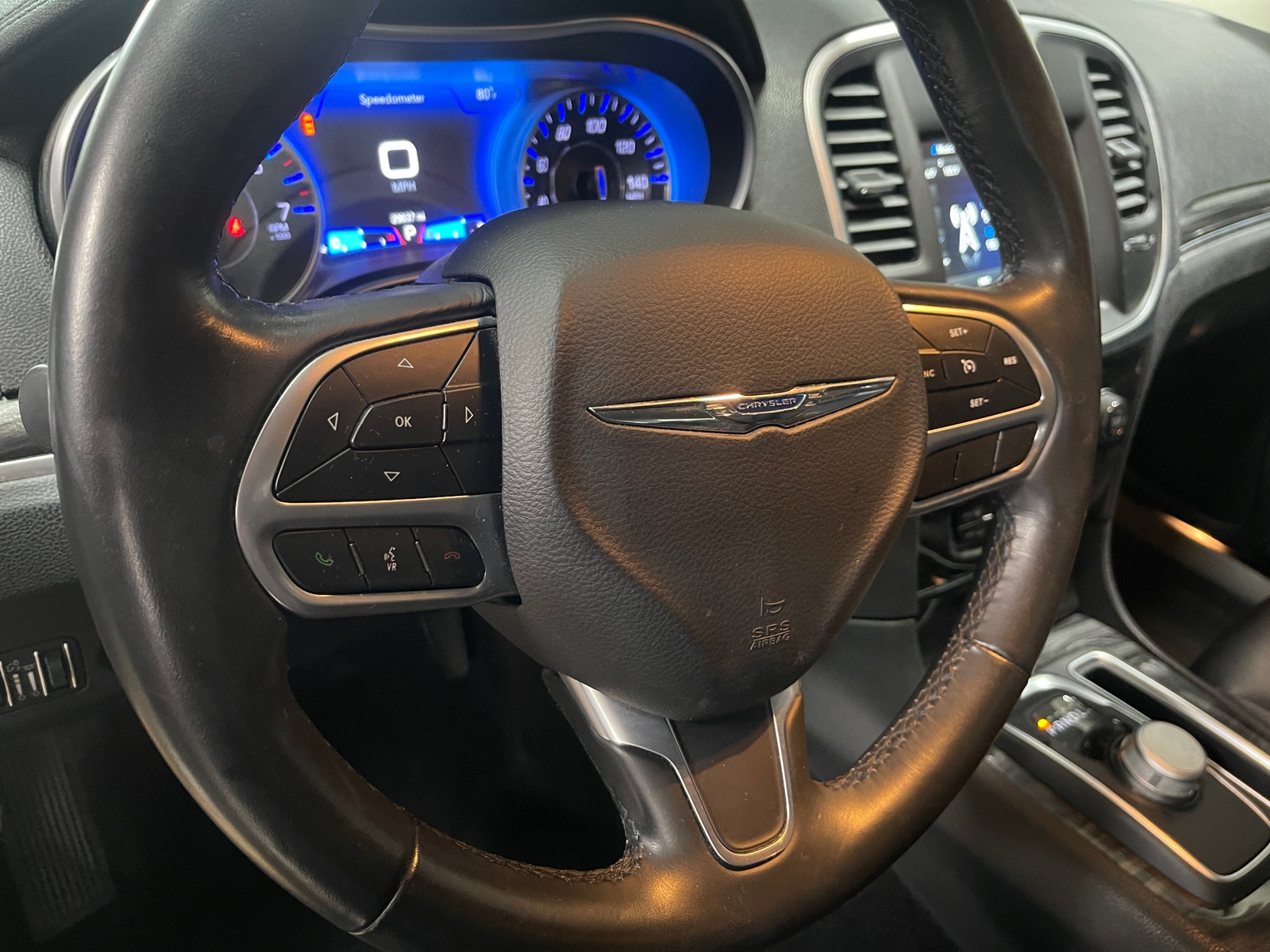 Thumbnail: 2022 Chrysler 300 - 5