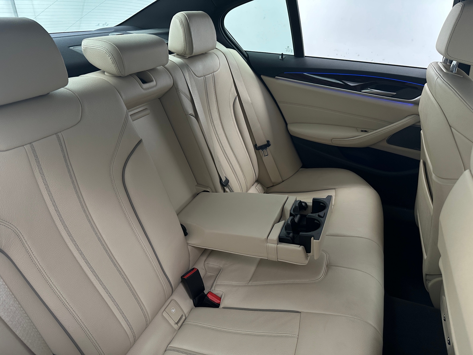 Thumbnail: 2018 BMW 5 Series - 5