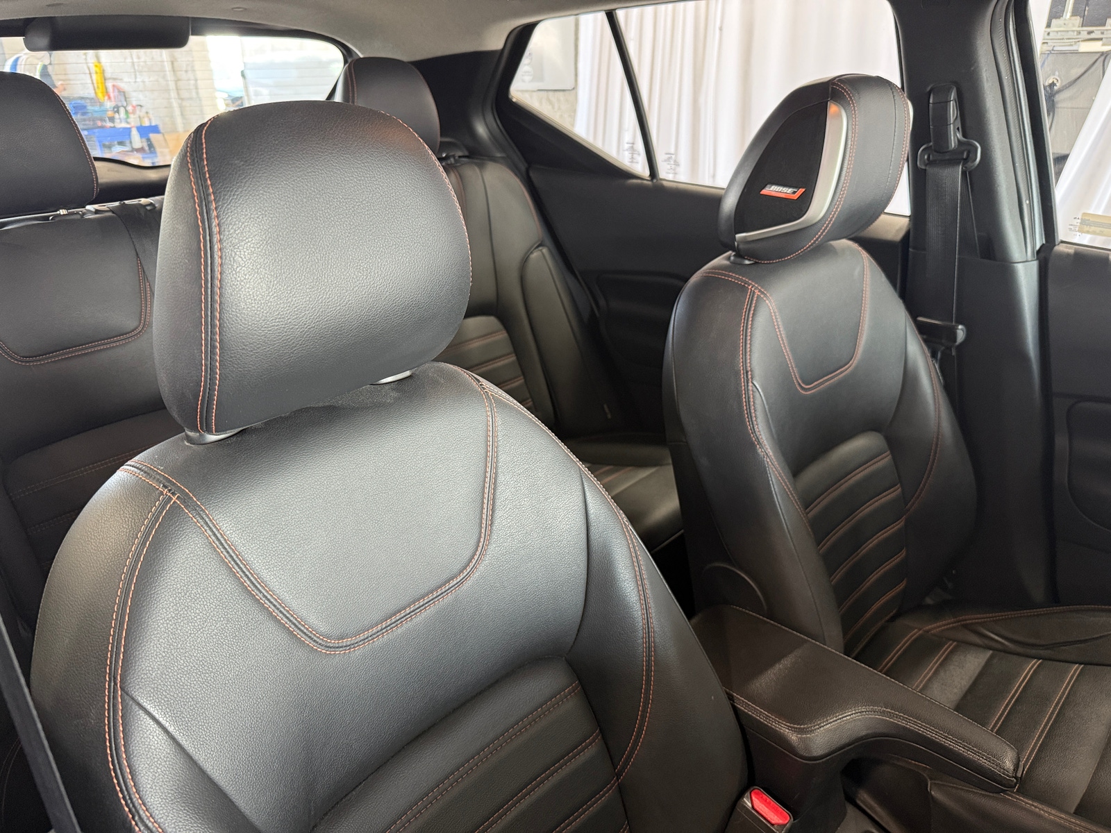 Thumbnail: 2020 Nissan Kicks - 2