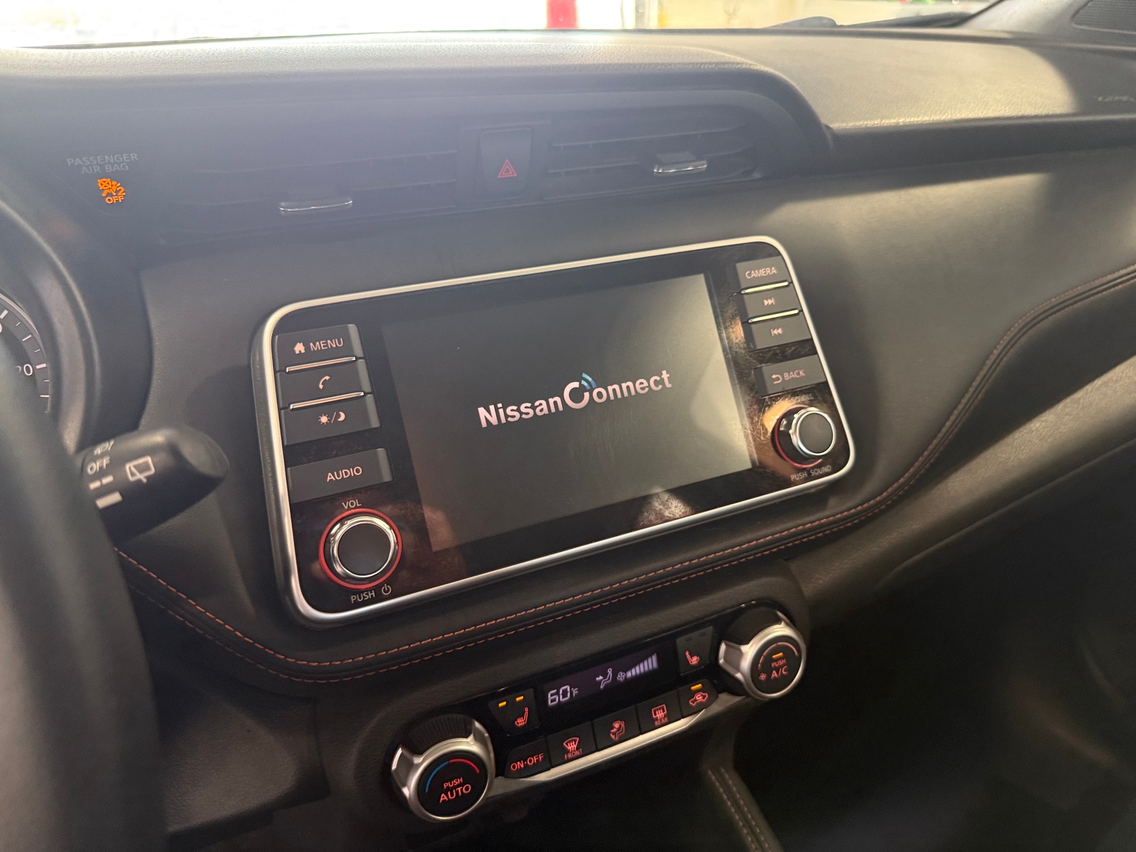 Thumbnail: 2020 Nissan Kicks - 4
