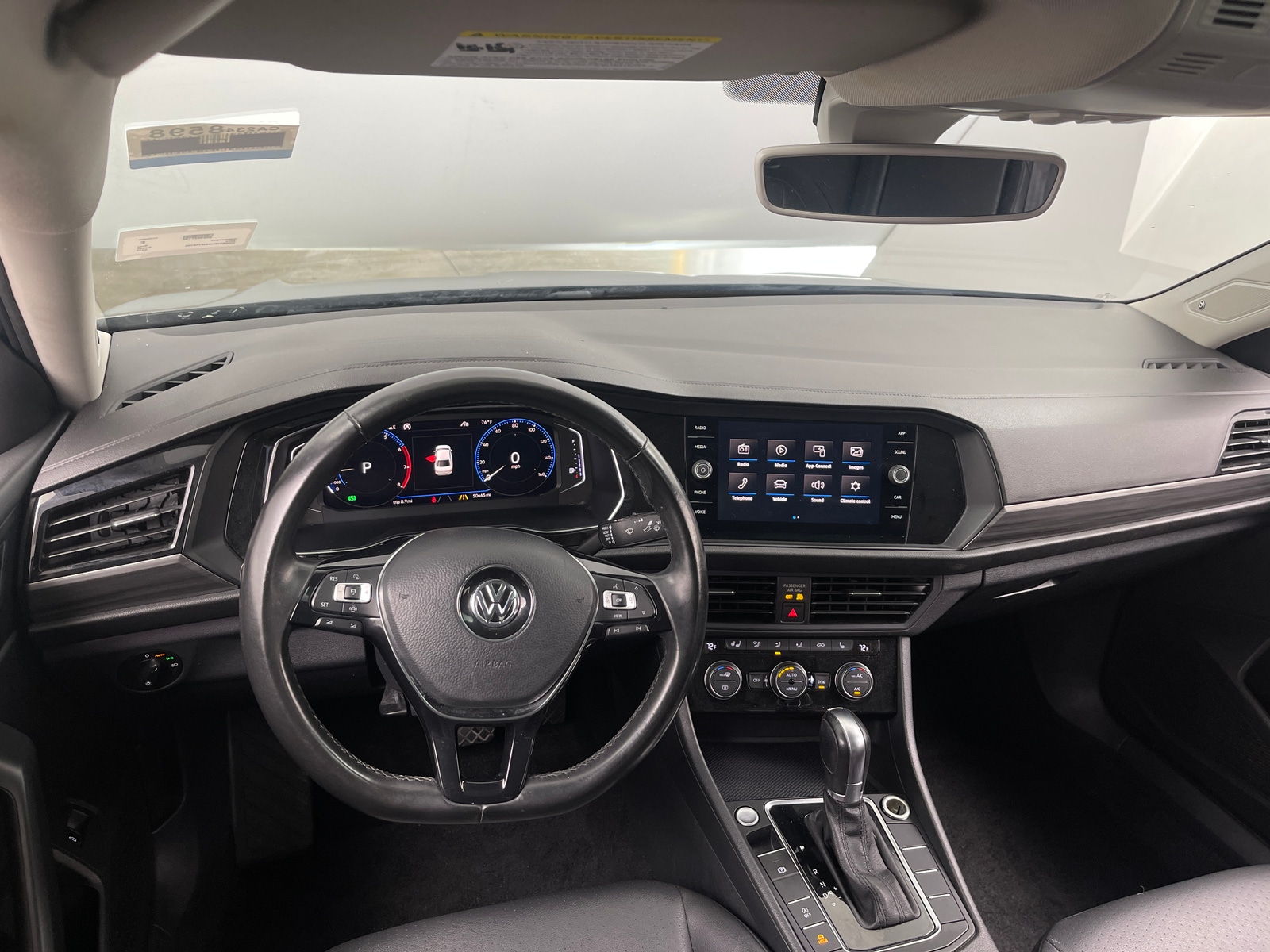 Thumbnail: 2019 Volkswagen Jetta - 2