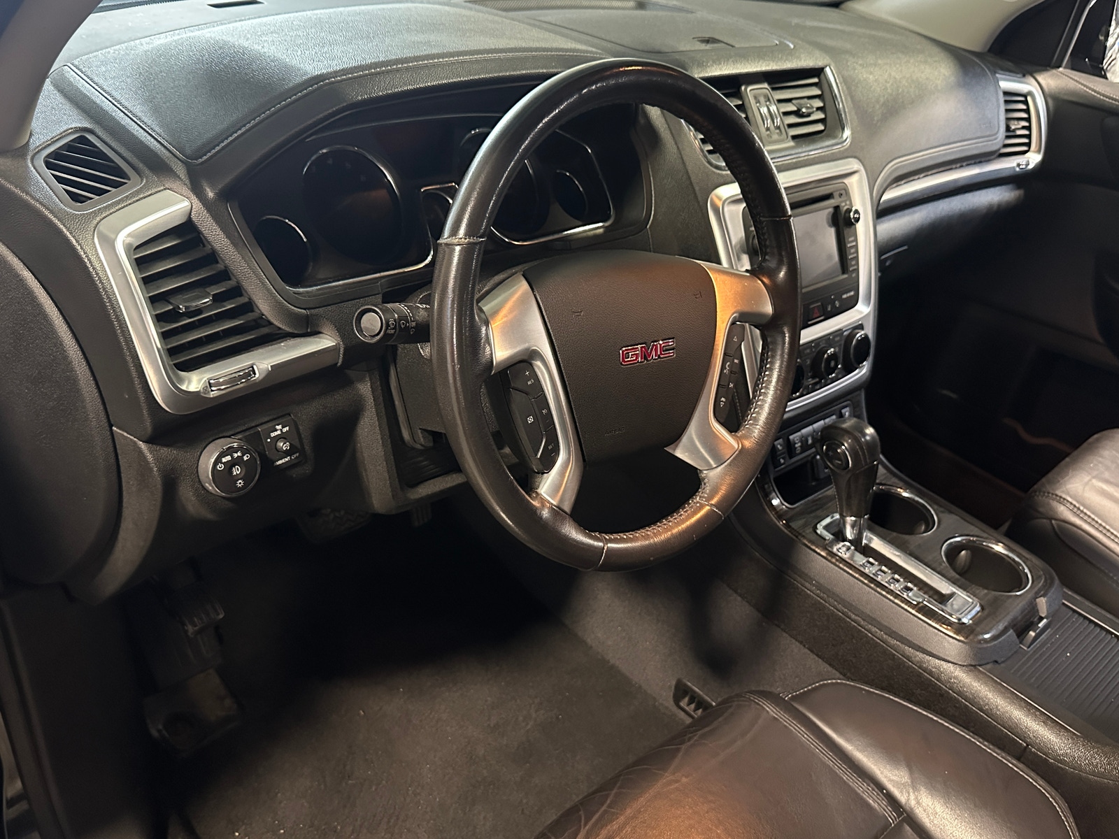 Thumbnail: 2016 GMC Acadia - 2