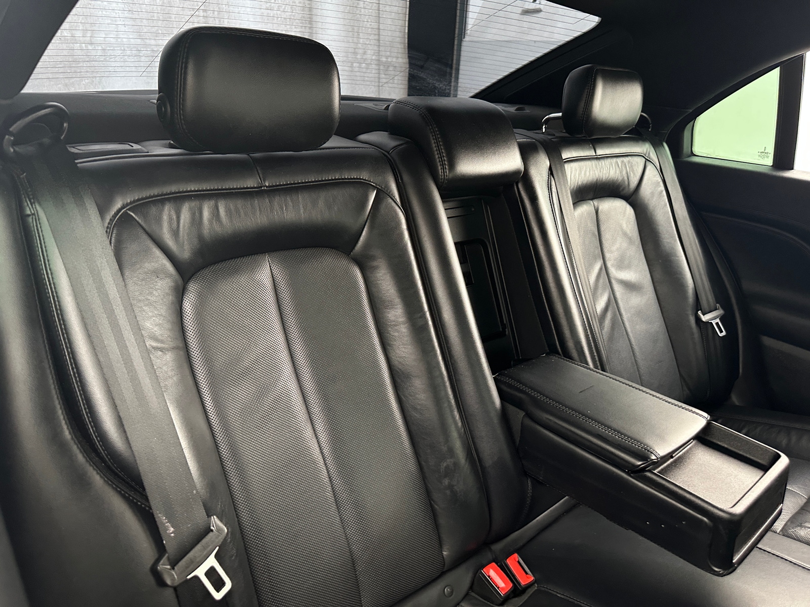 Thumbnail: 2020 Lincoln Continental - 5
