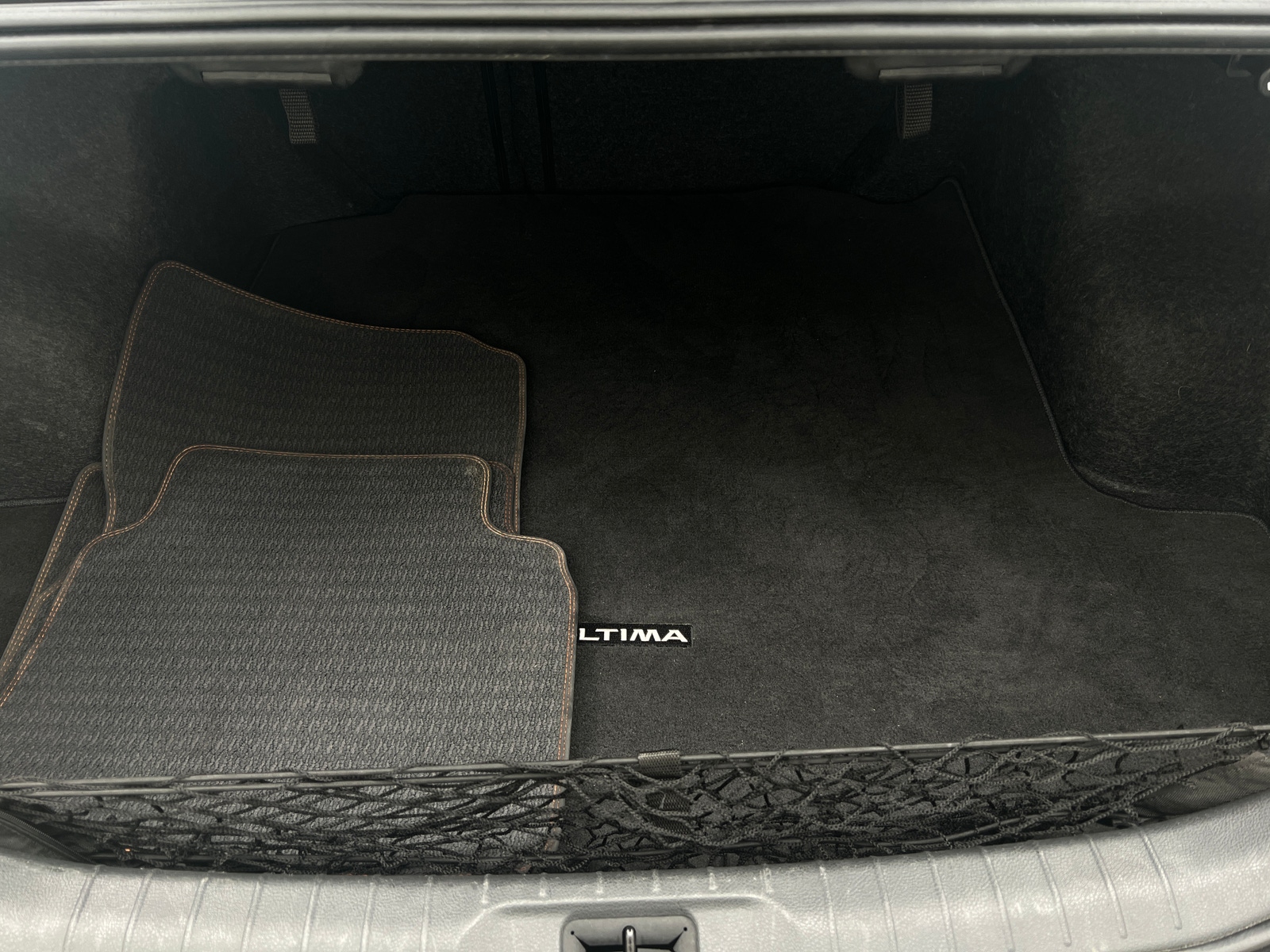 Thumbnail: 2020 Nissan Altima - 7