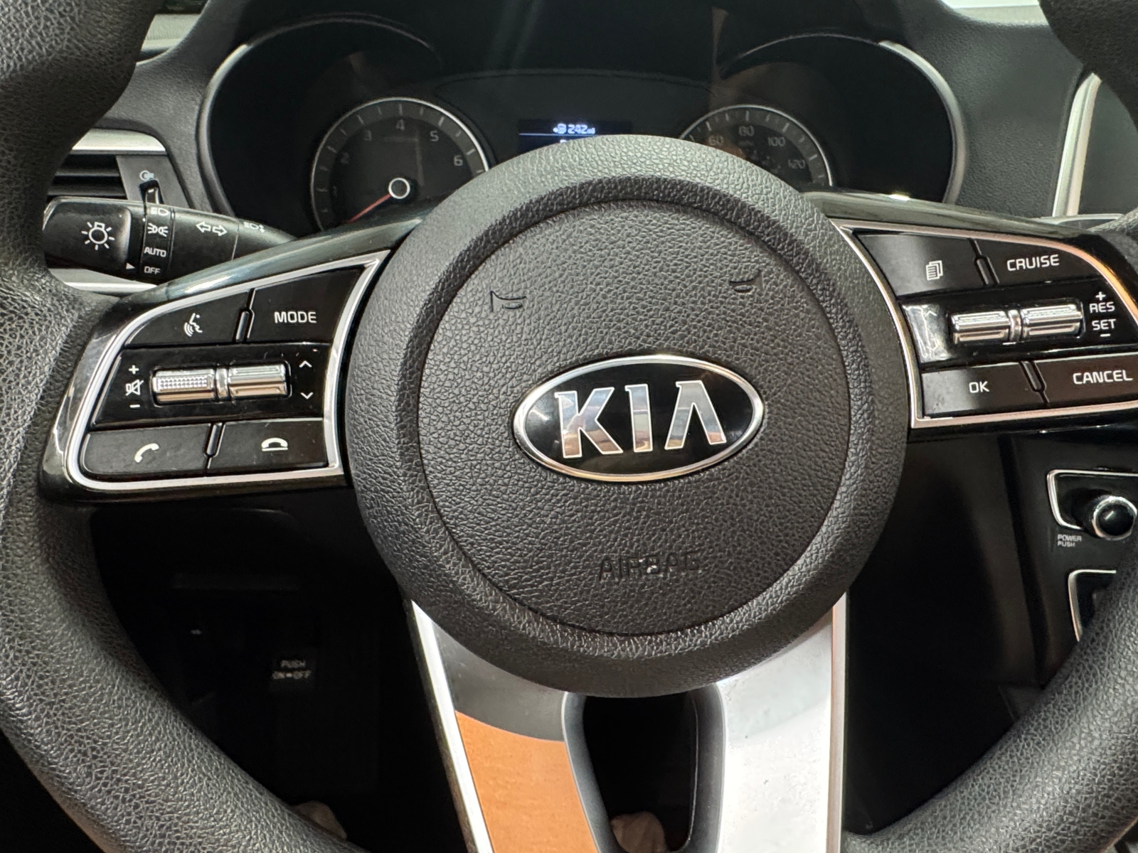 Thumbnail: 2019 Kia Optima - 5