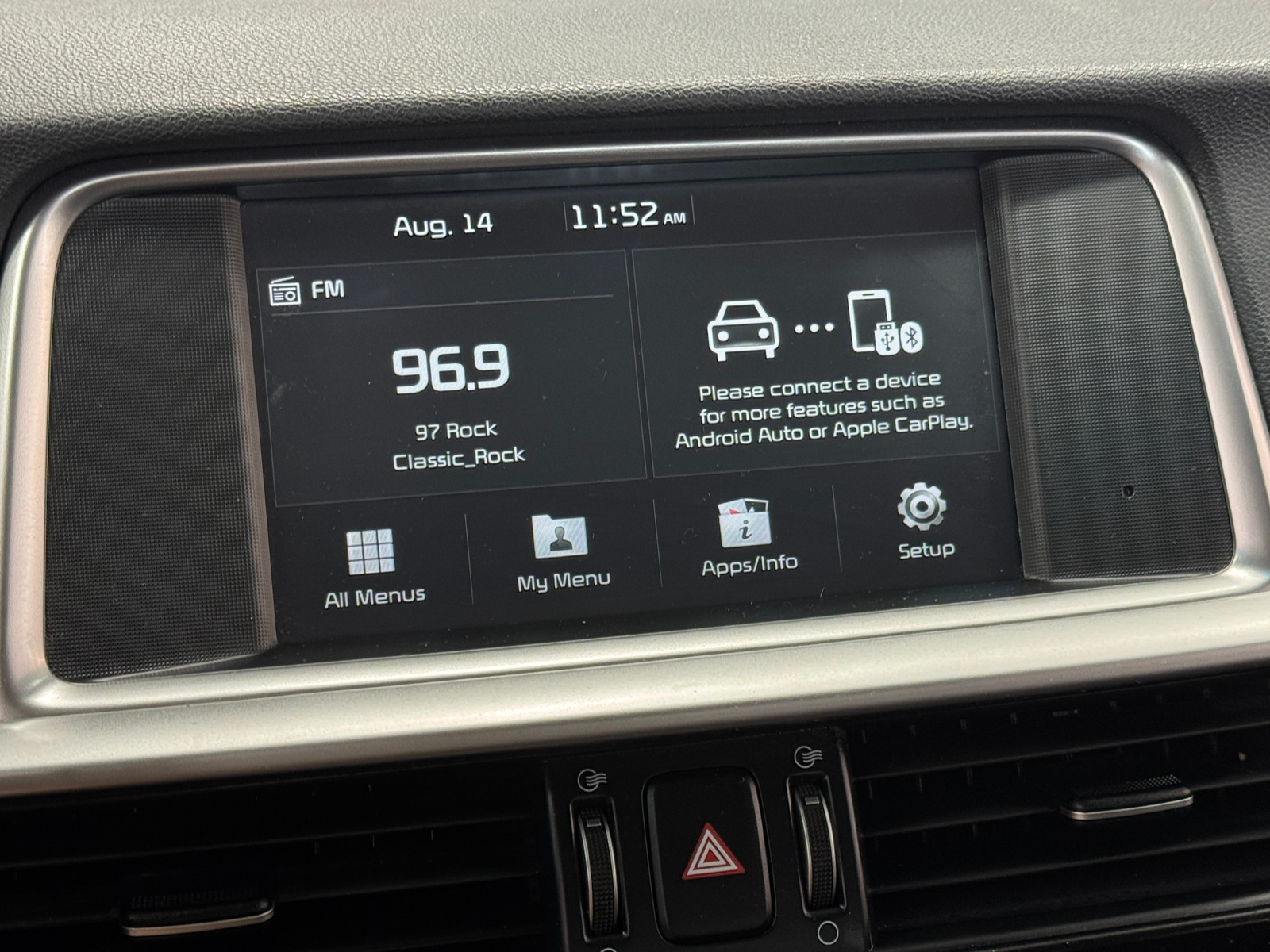 Thumbnail: 2019 Kia Optima - 4