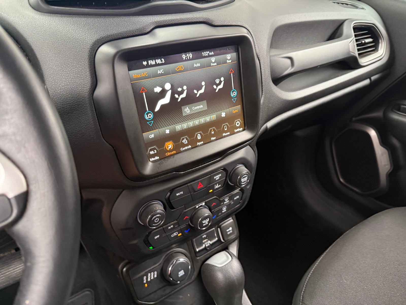 Thumbnail: 2023 Jeep Renegade - 4