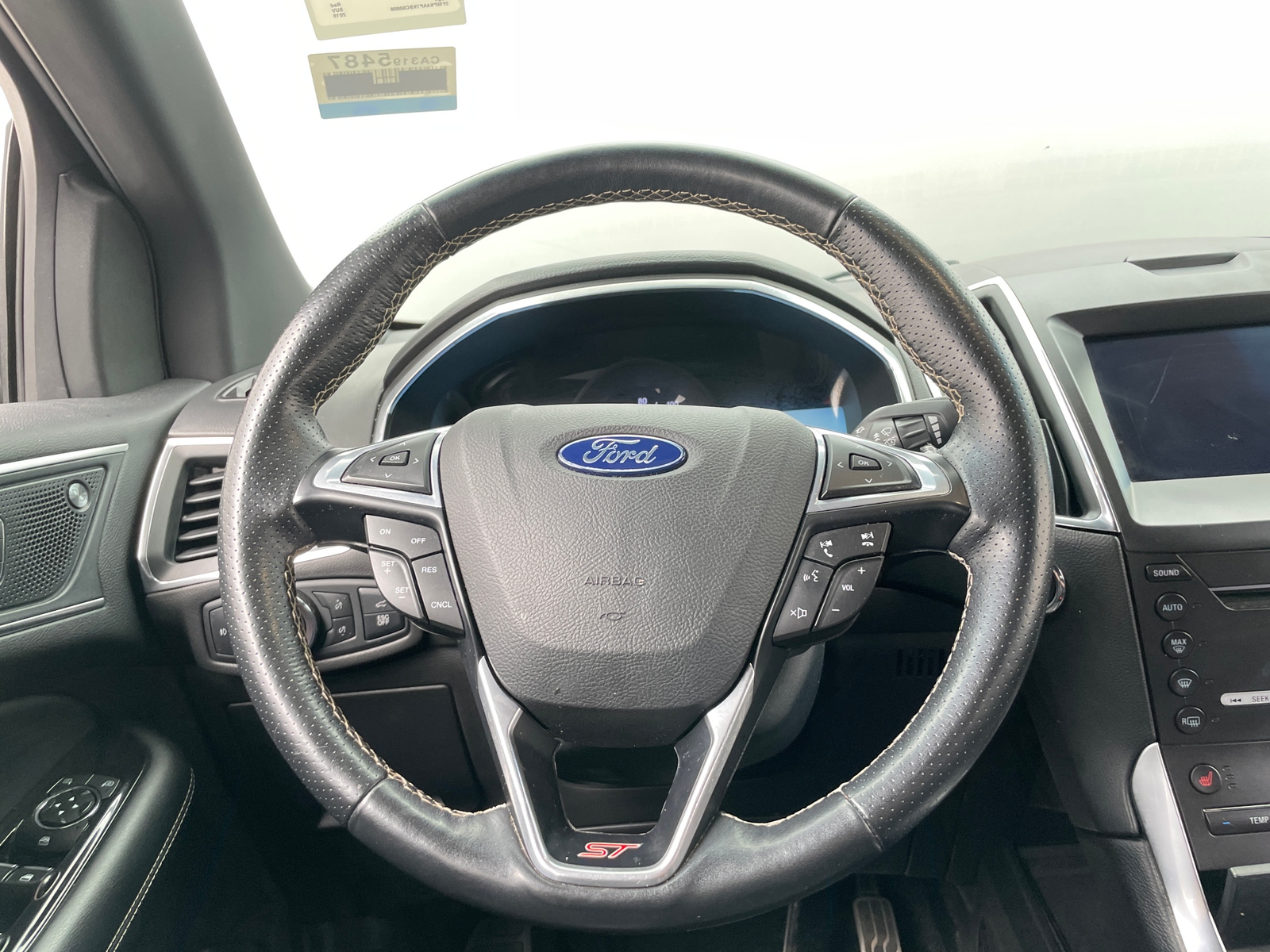 Thumbnail: 2019 Ford Edge - 4