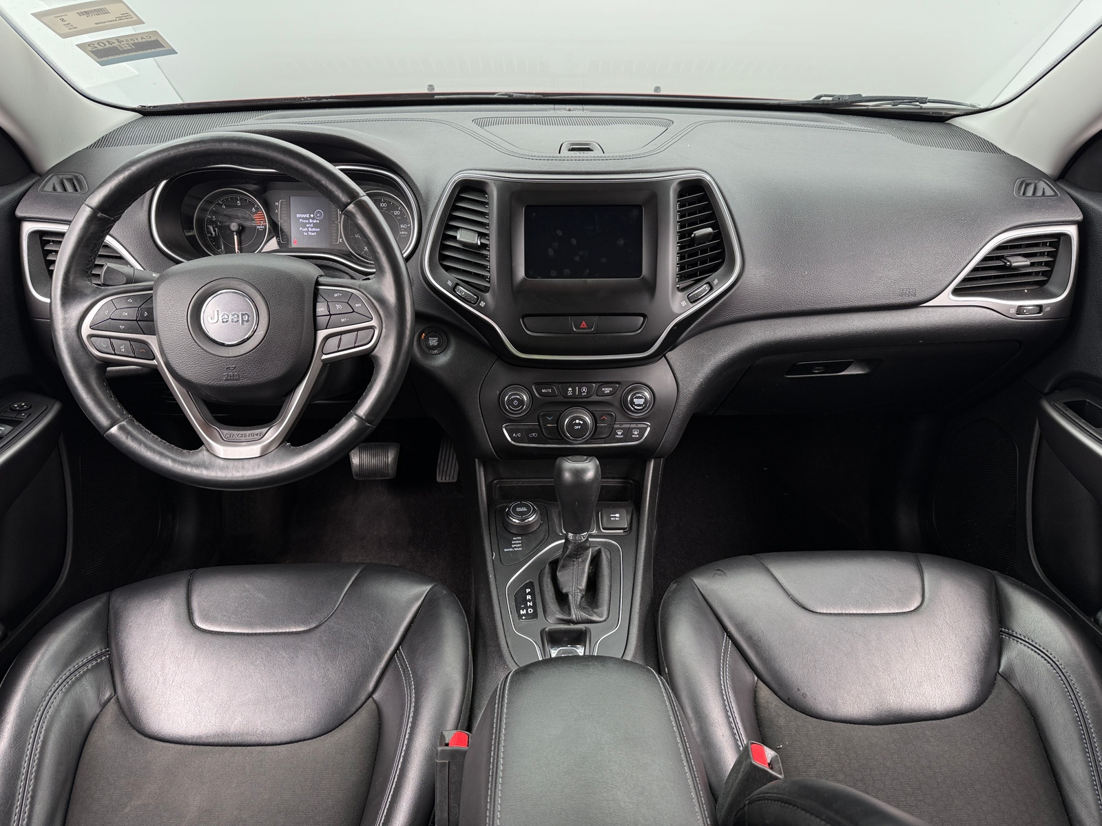 Thumbnail: 2019 Jeep Cherokee - 3