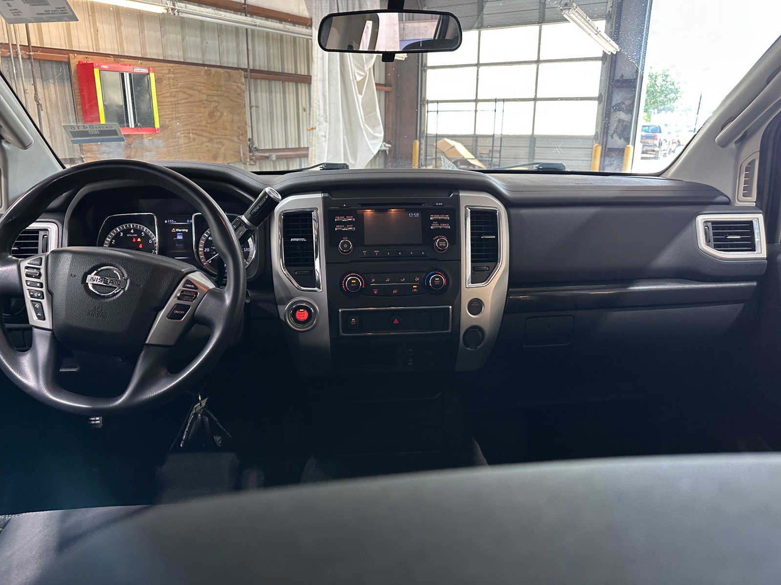 Thumbnail: 2018 Nissan Titan - 3