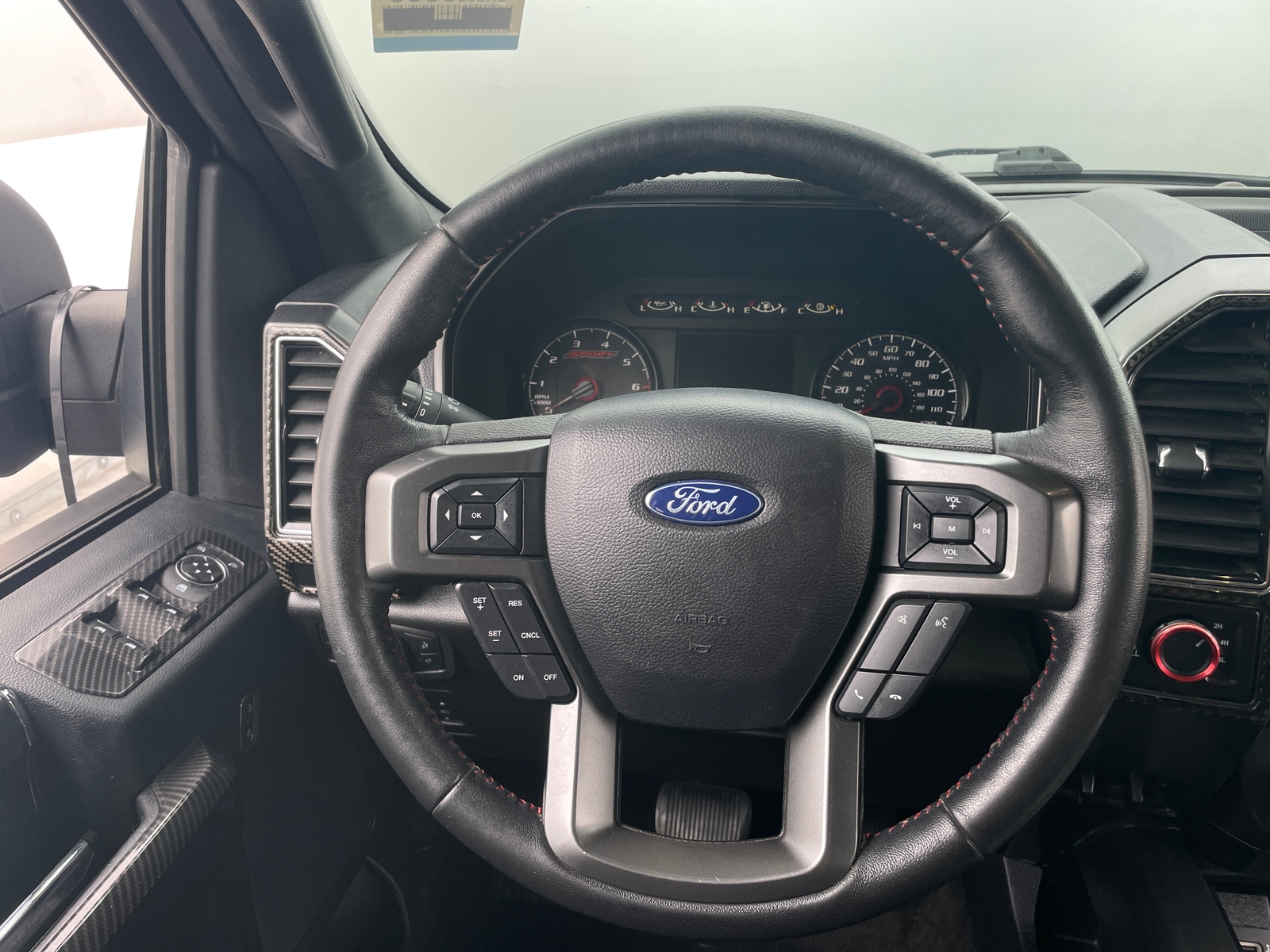 Thumbnail: 2020 Ford Econoline - 5