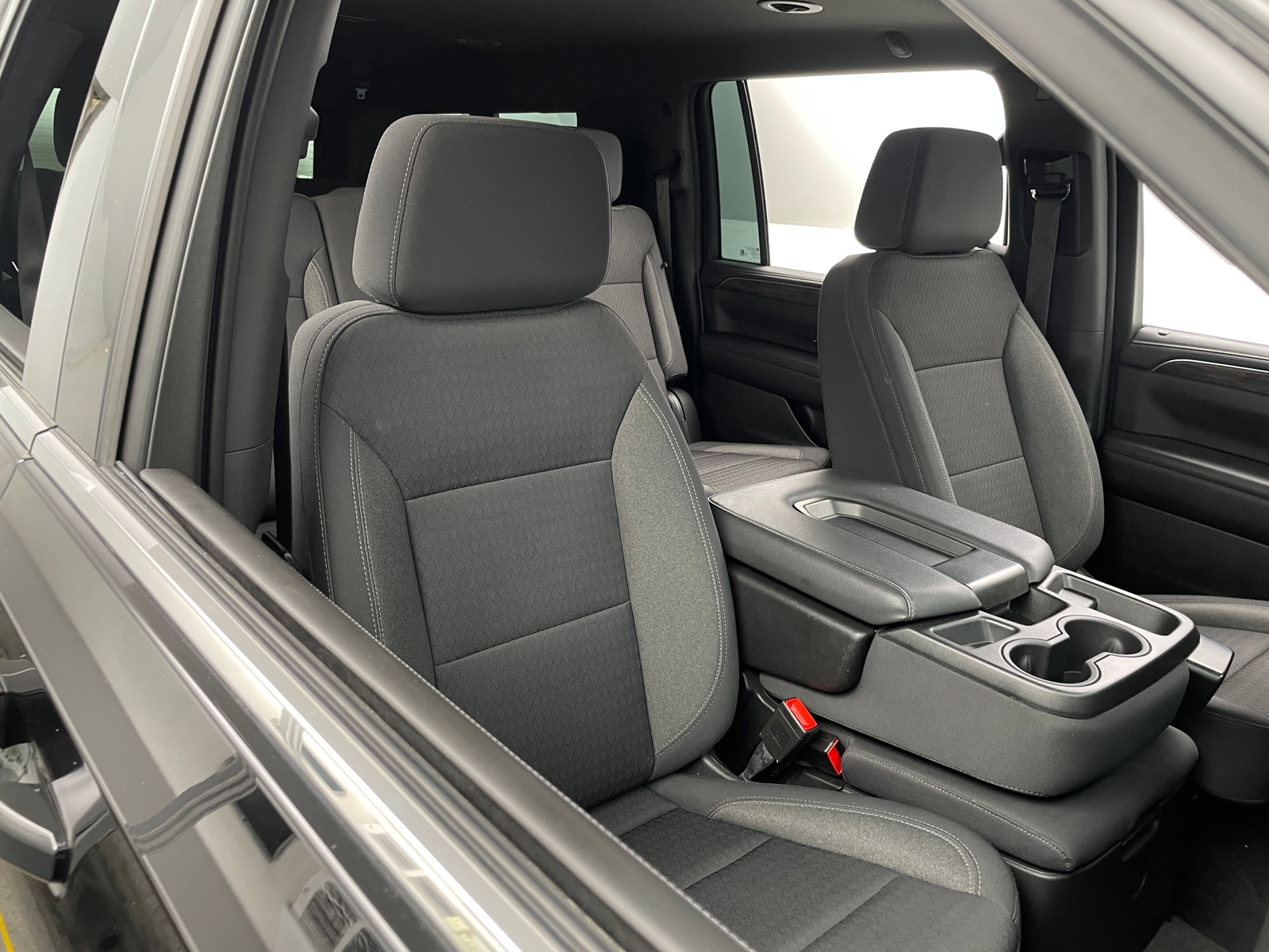 Thumbnail: 2022 Chevrolet Suburban - 2