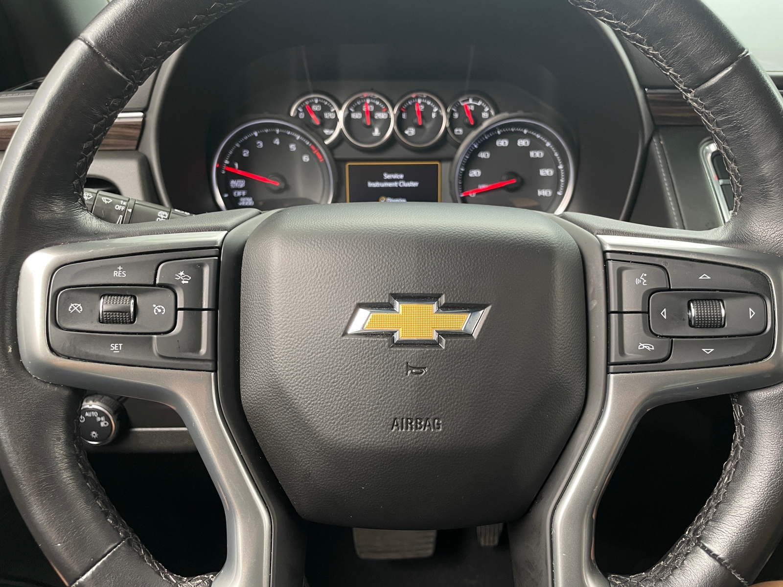Thumbnail: 2022 Chevrolet Suburban - 5