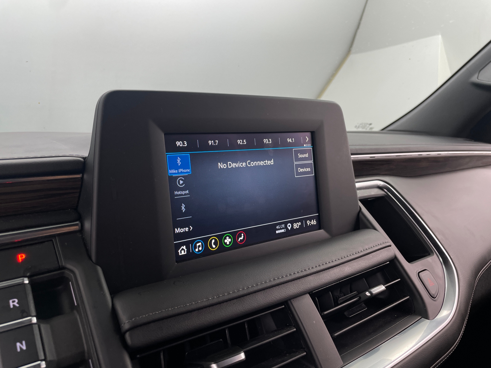 Thumbnail: 2022 Chevrolet Suburban - 4