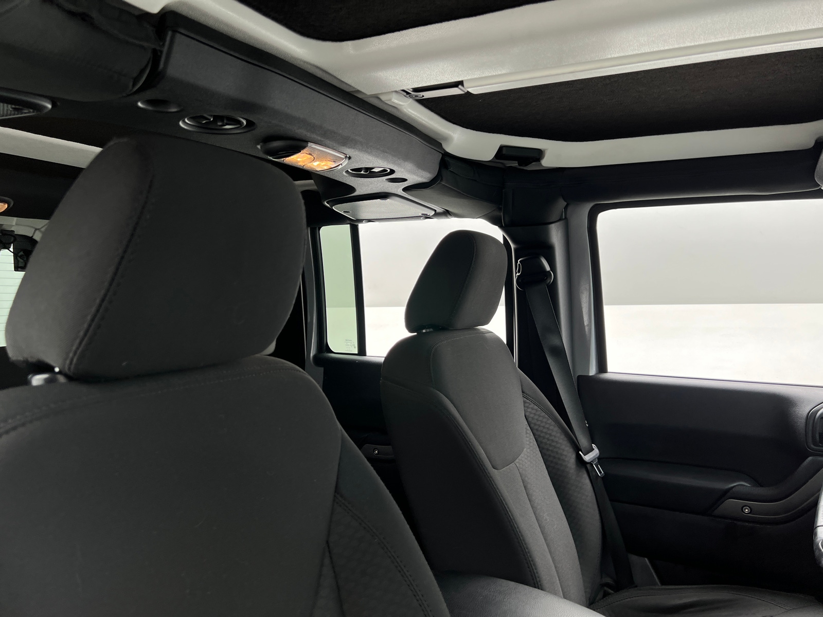 Thumbnail: 2017 Jeep Wrangler - 2