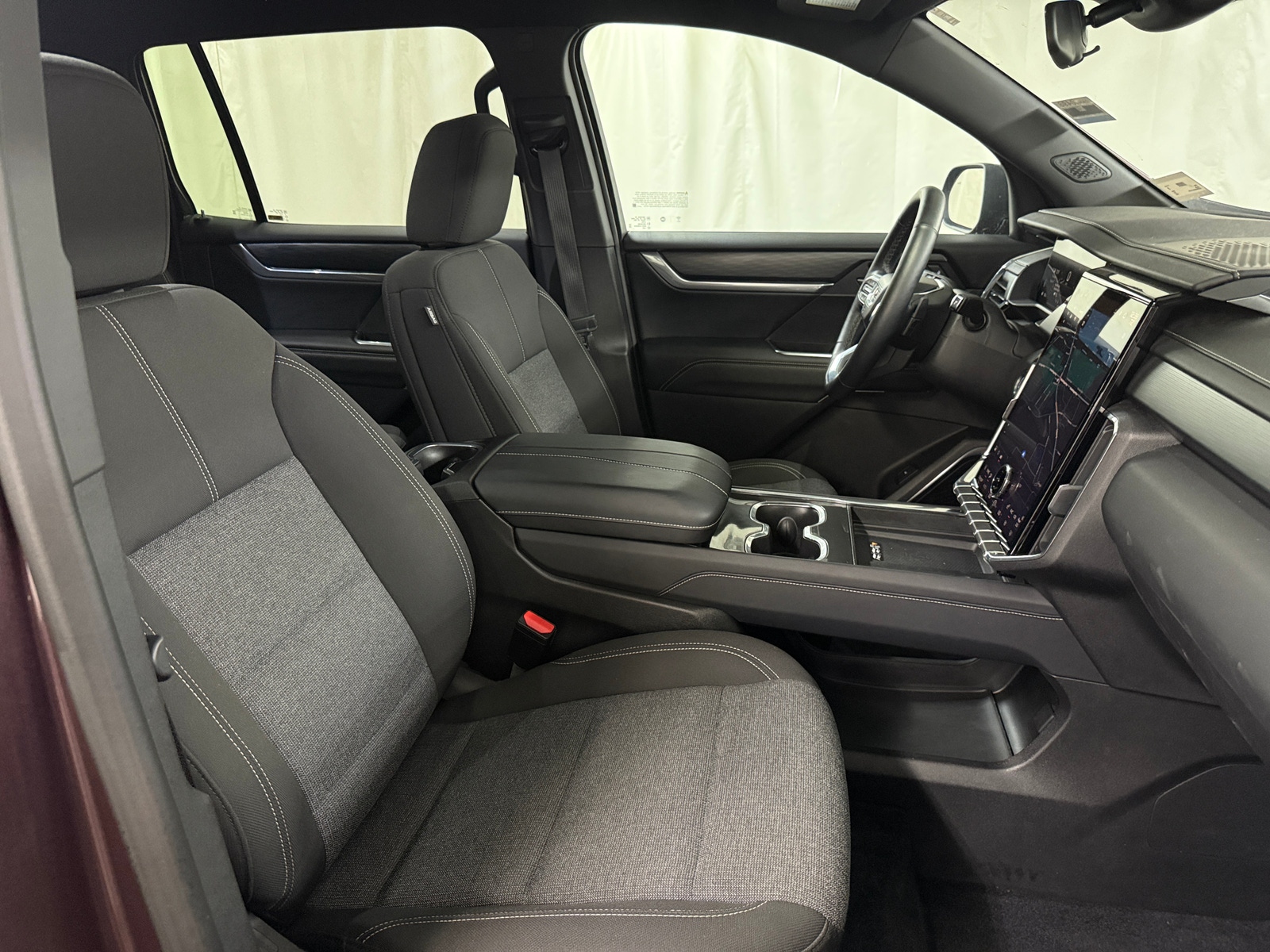 Thumbnail: 2025 GMC Acadia - 2