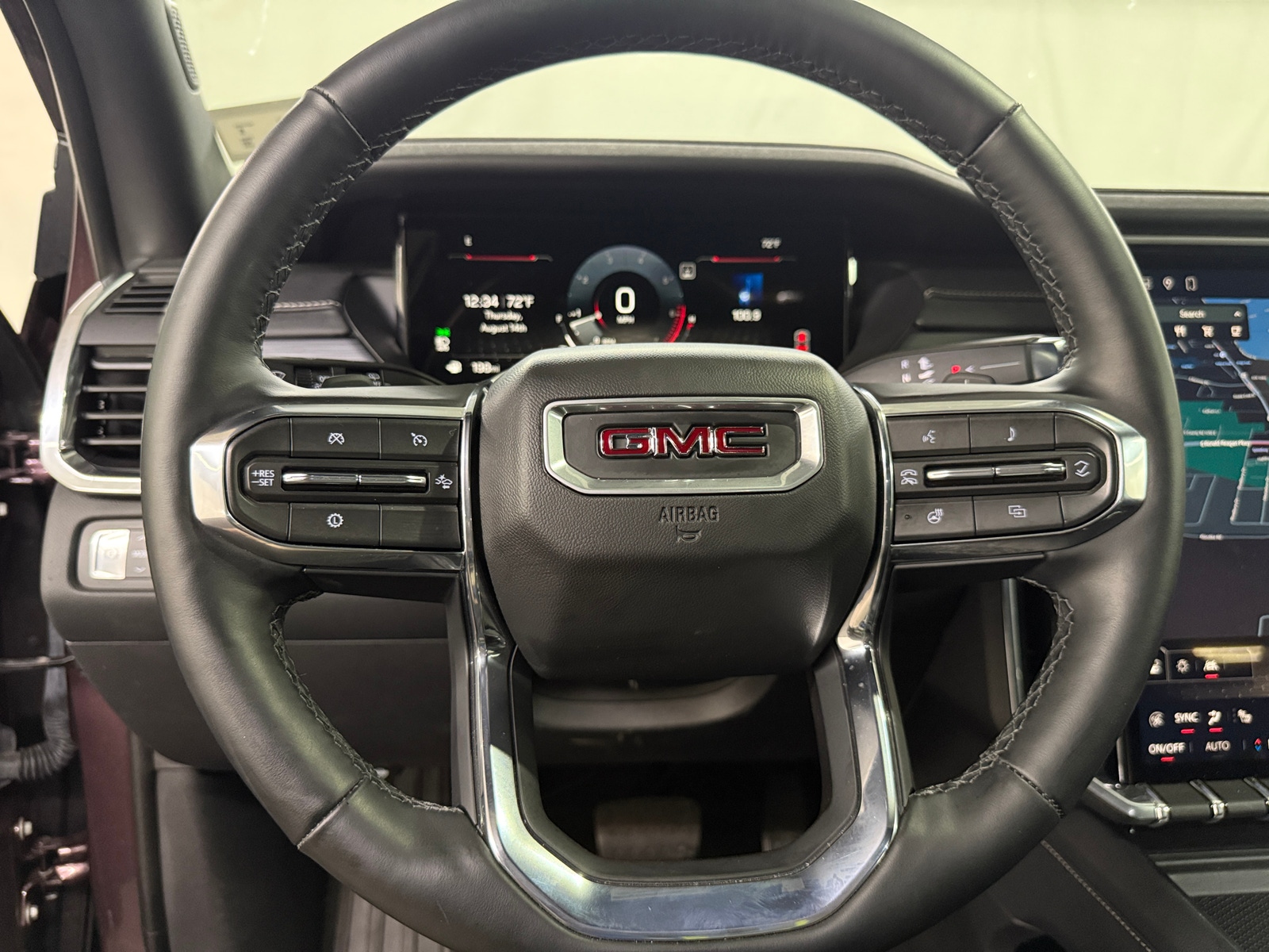 Thumbnail: 2025 GMC Acadia - 5
