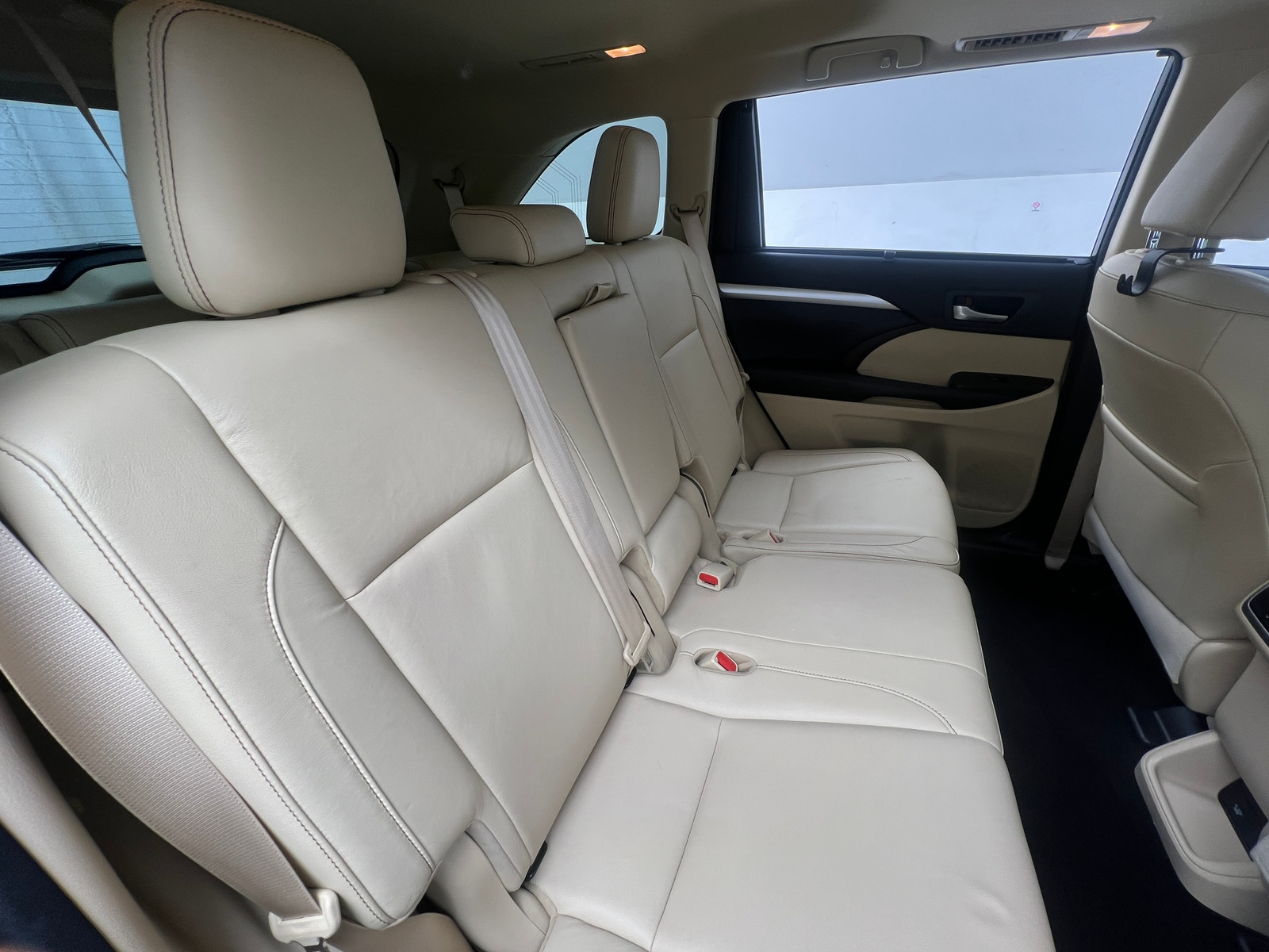 Thumbnail: 2018 Toyota Highlander - 5