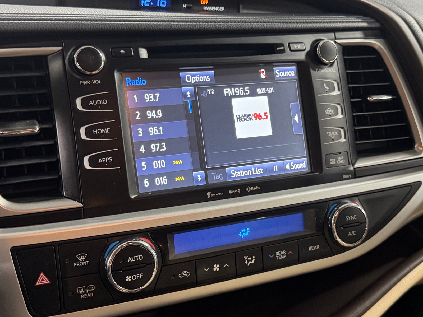 Thumbnail: 2018 Toyota Highlander - 3