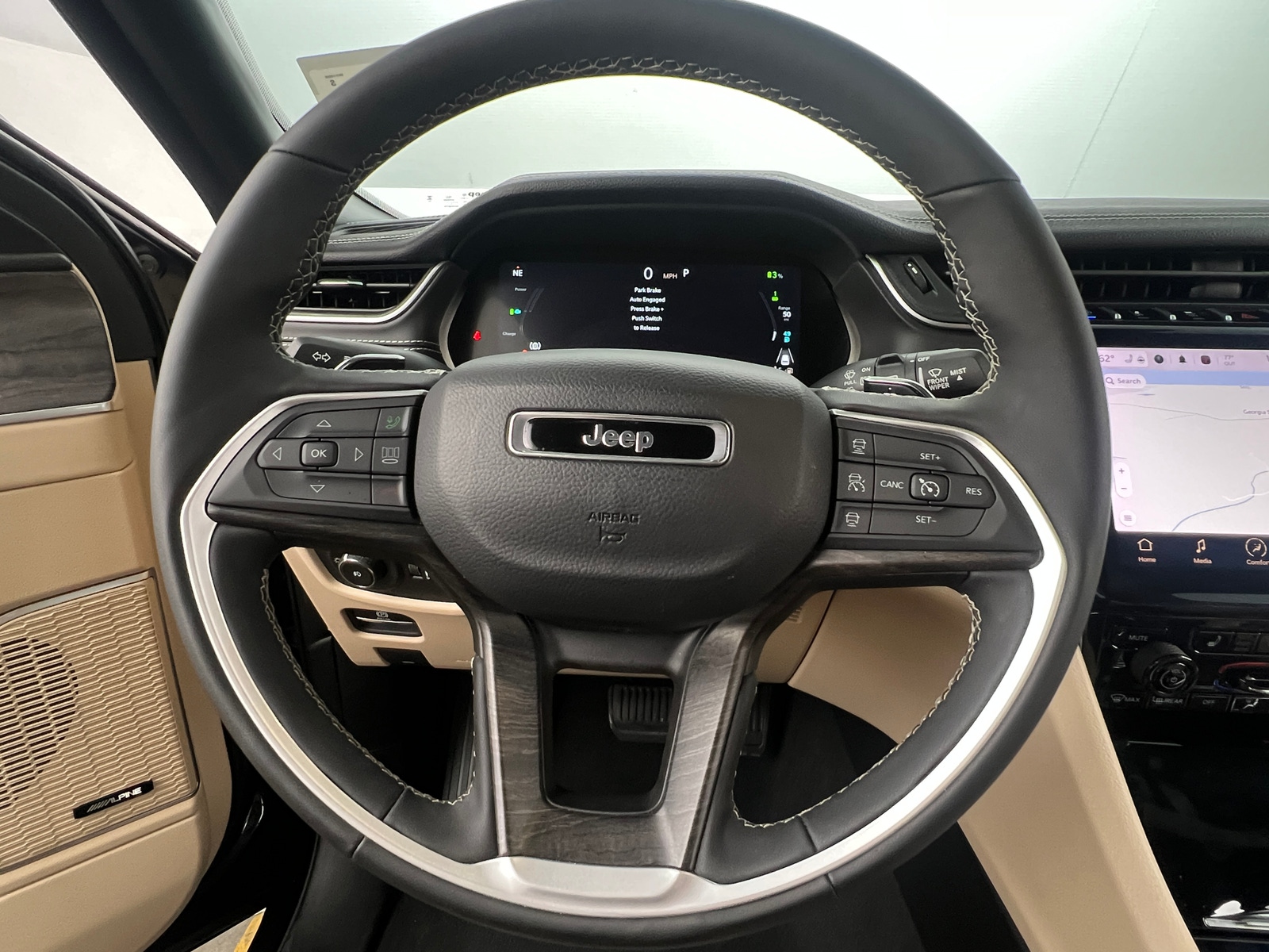 Thumbnail: 2024 Jeep Grand Cherokee - 4