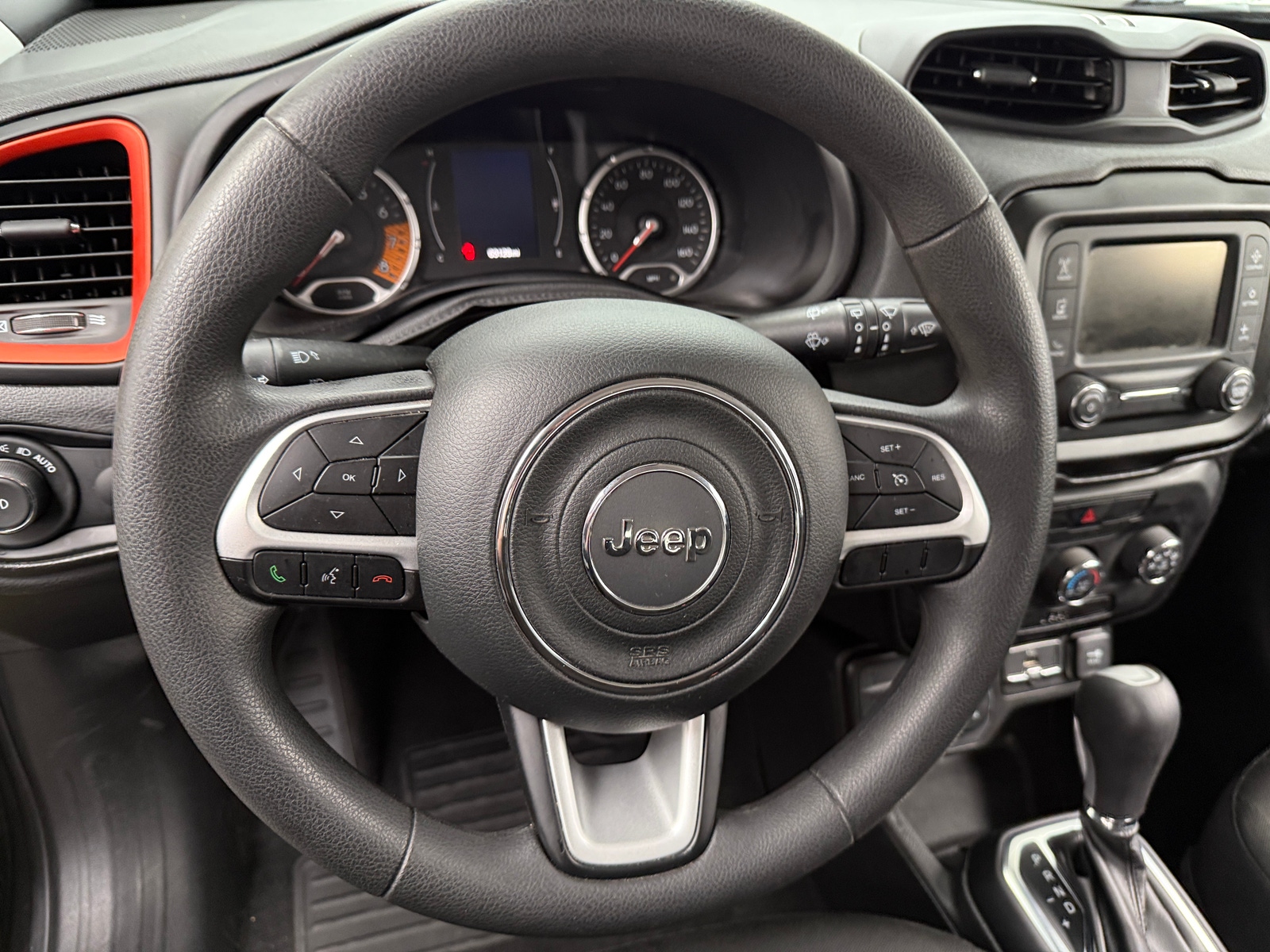Thumbnail: 2019 Jeep Renegade - 5