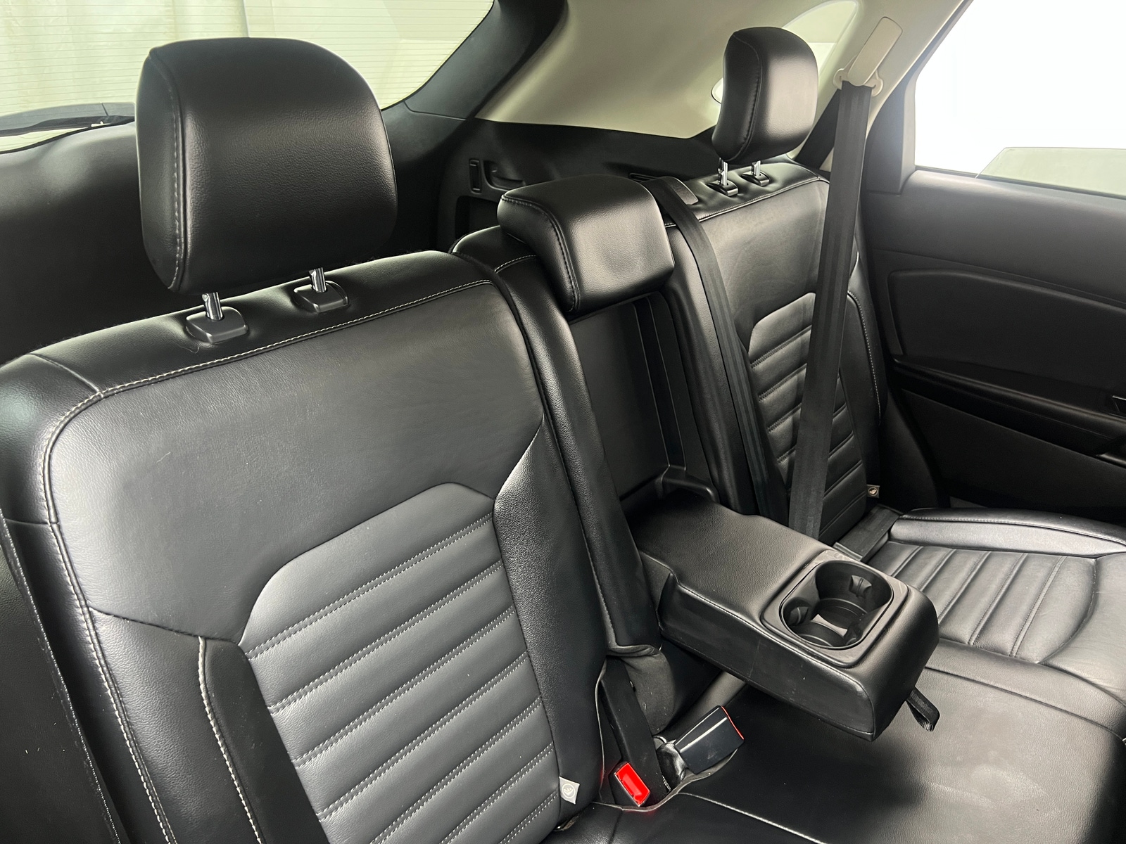 Thumbnail: 2017 Ford Edge - 6